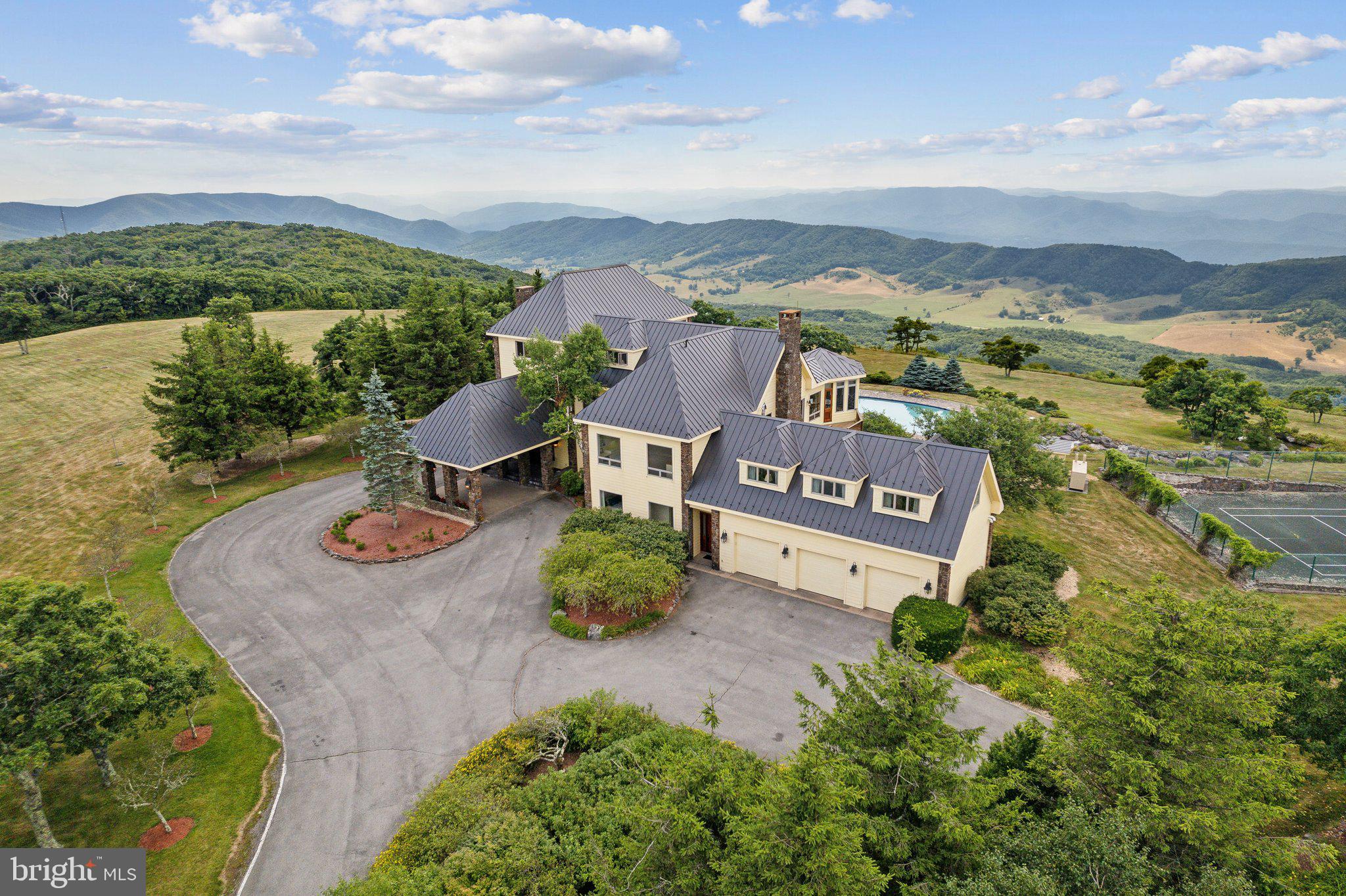 2835 AIRPORT RD