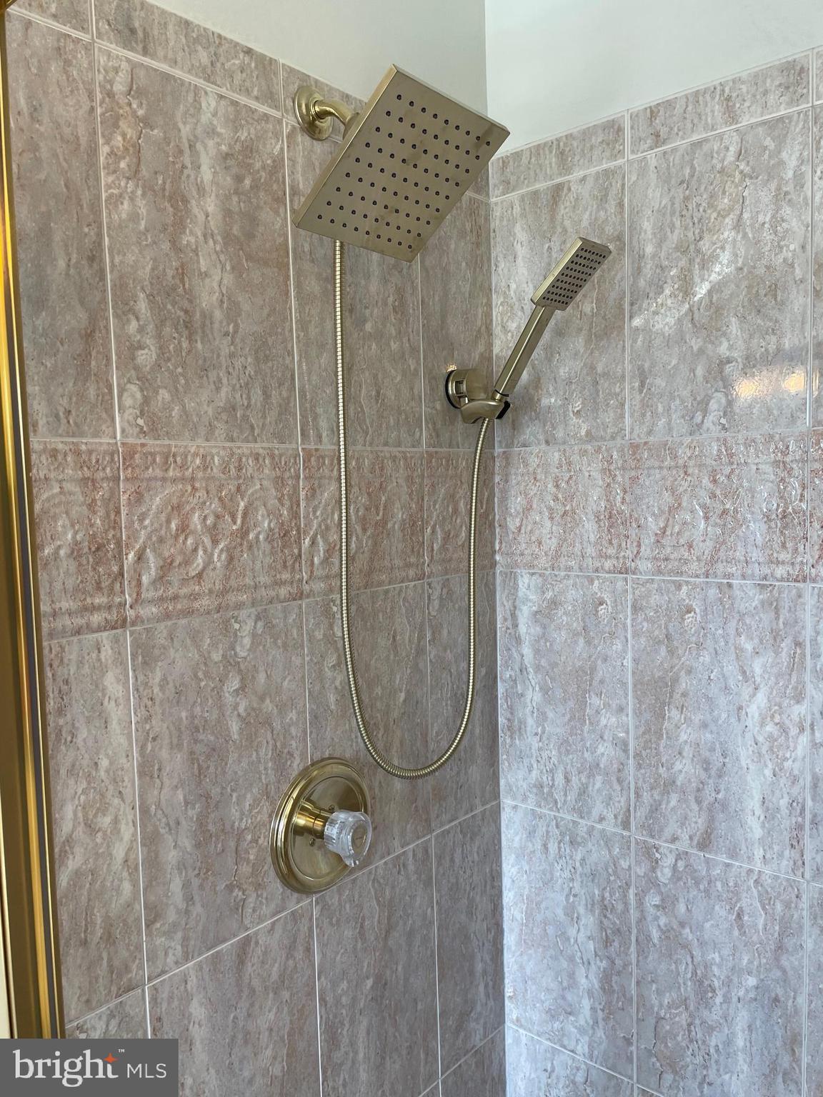 COUNTY CENTER - Residential