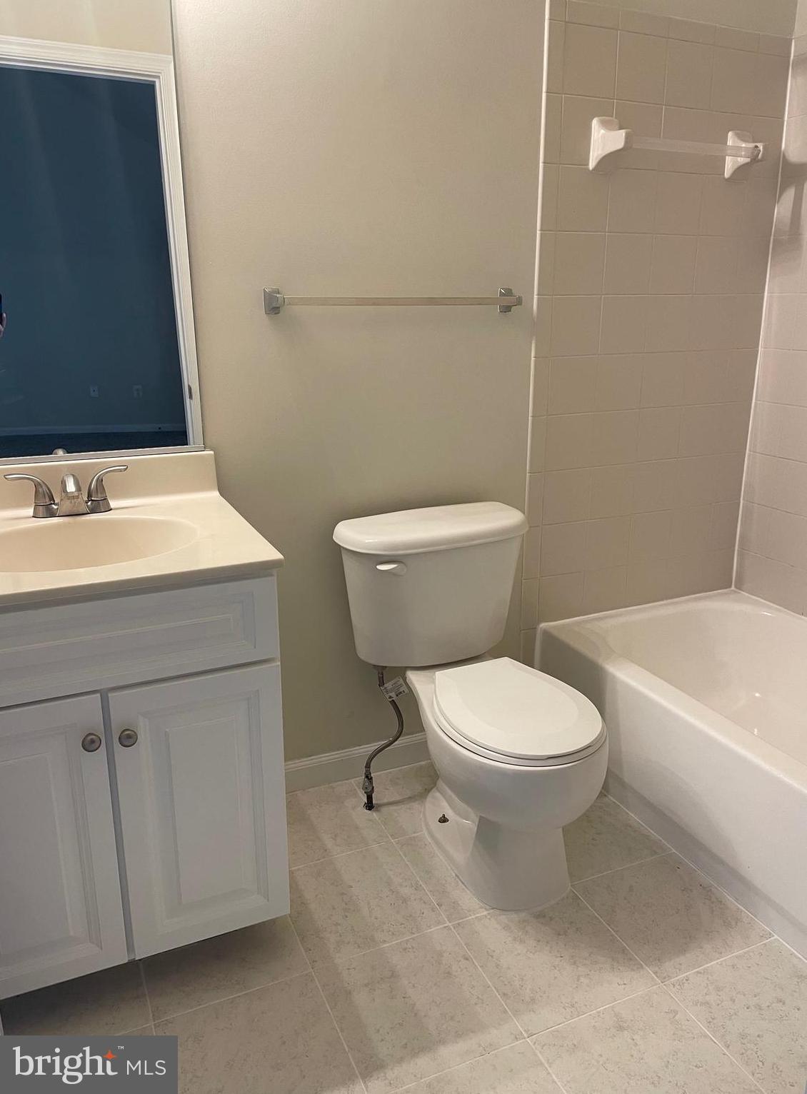 COUNTY CENTER - Residential