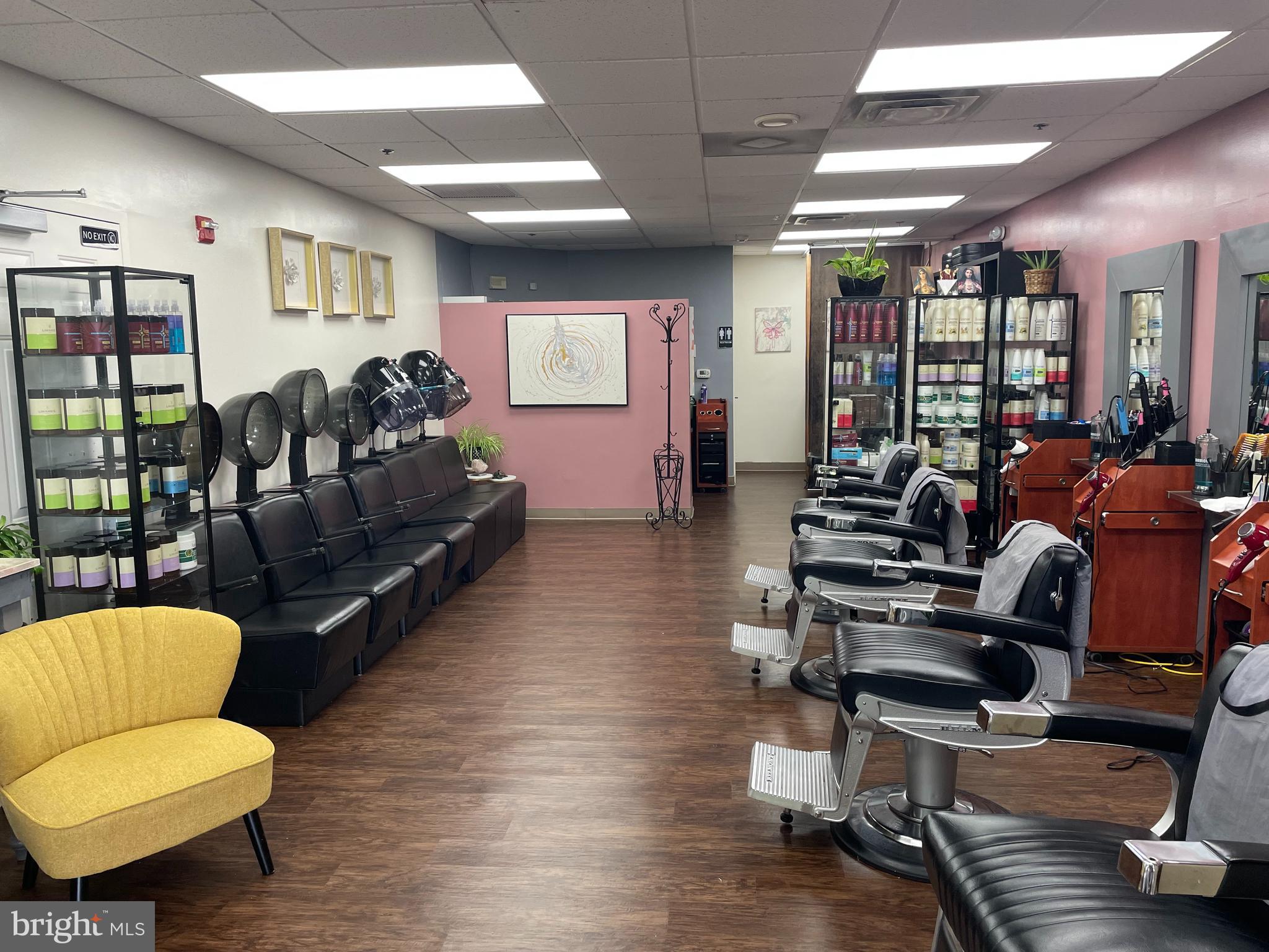 COUNTY CENTER - Residential