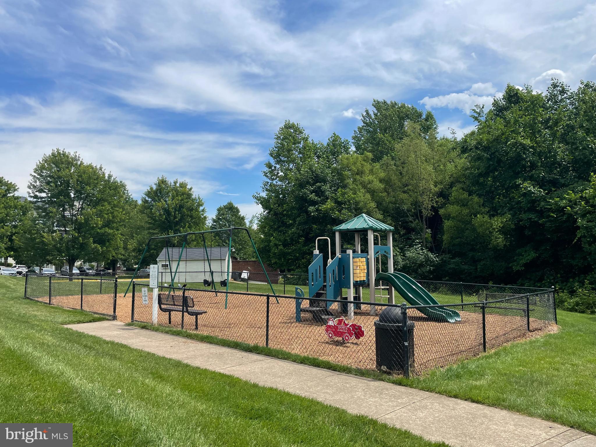 COUNTY CENTER - Residential