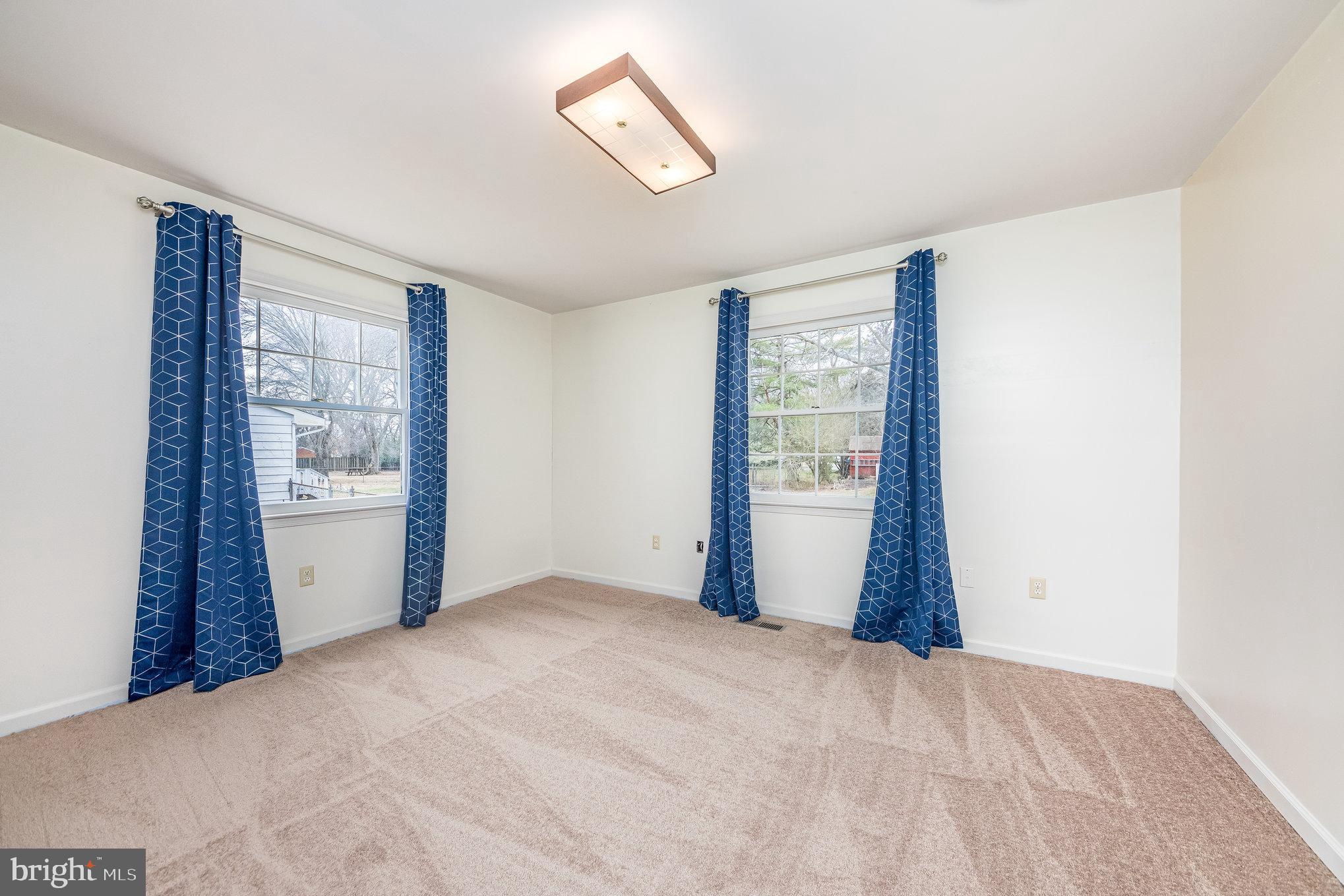 BAYBERRY ESTATES - Residential