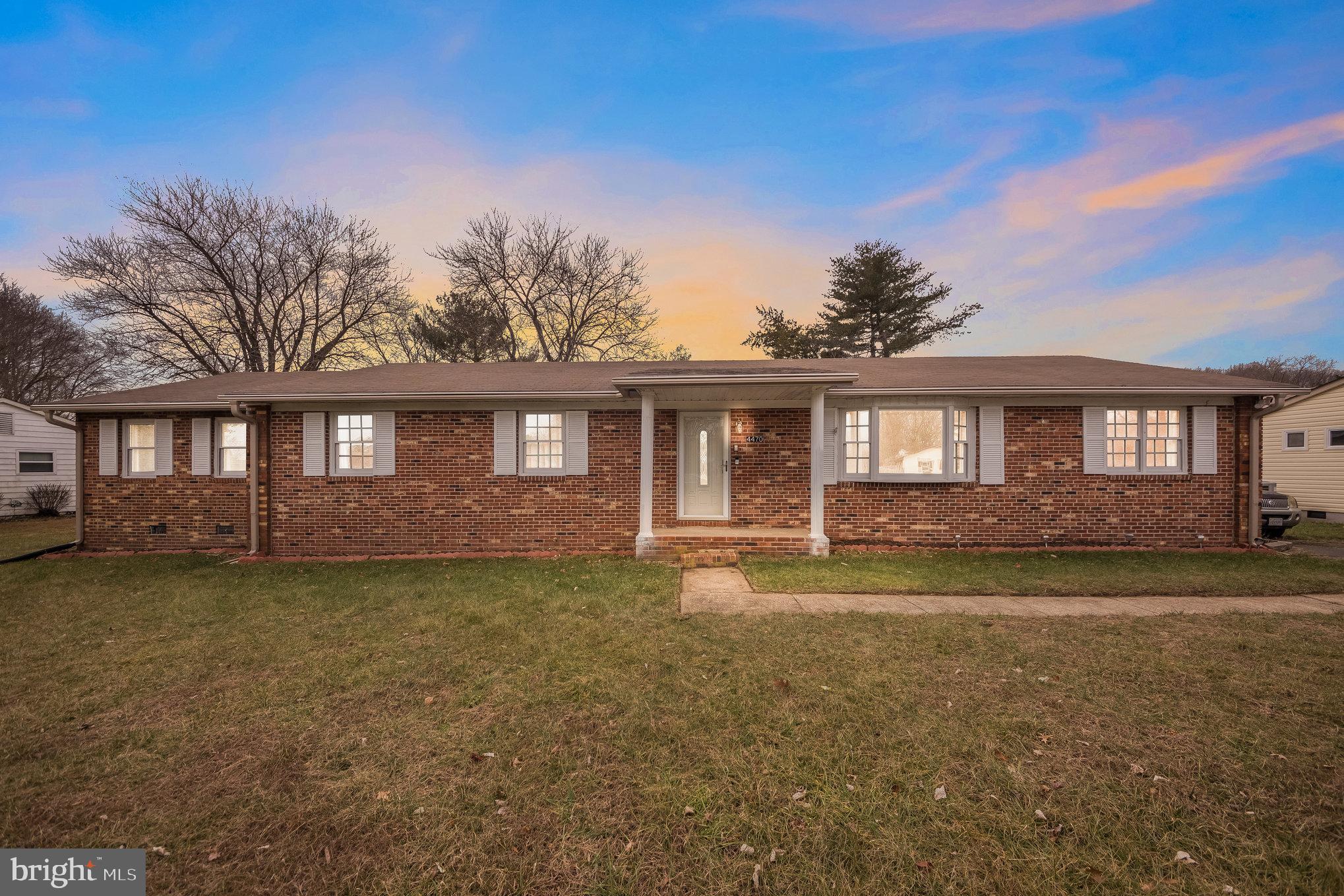 BAYBERRY ESTATES - Residential