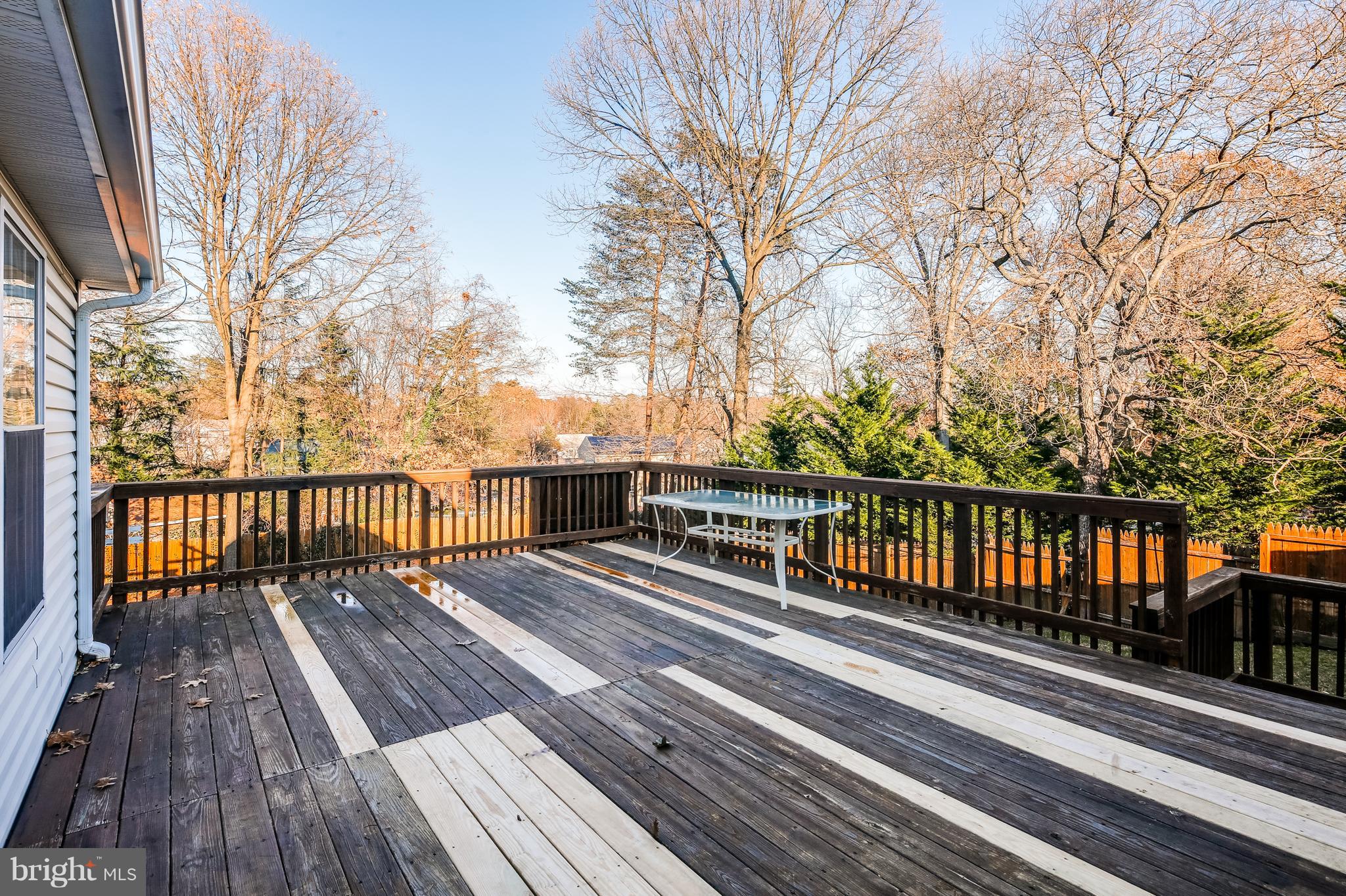 RIDGEFIELD - Residential