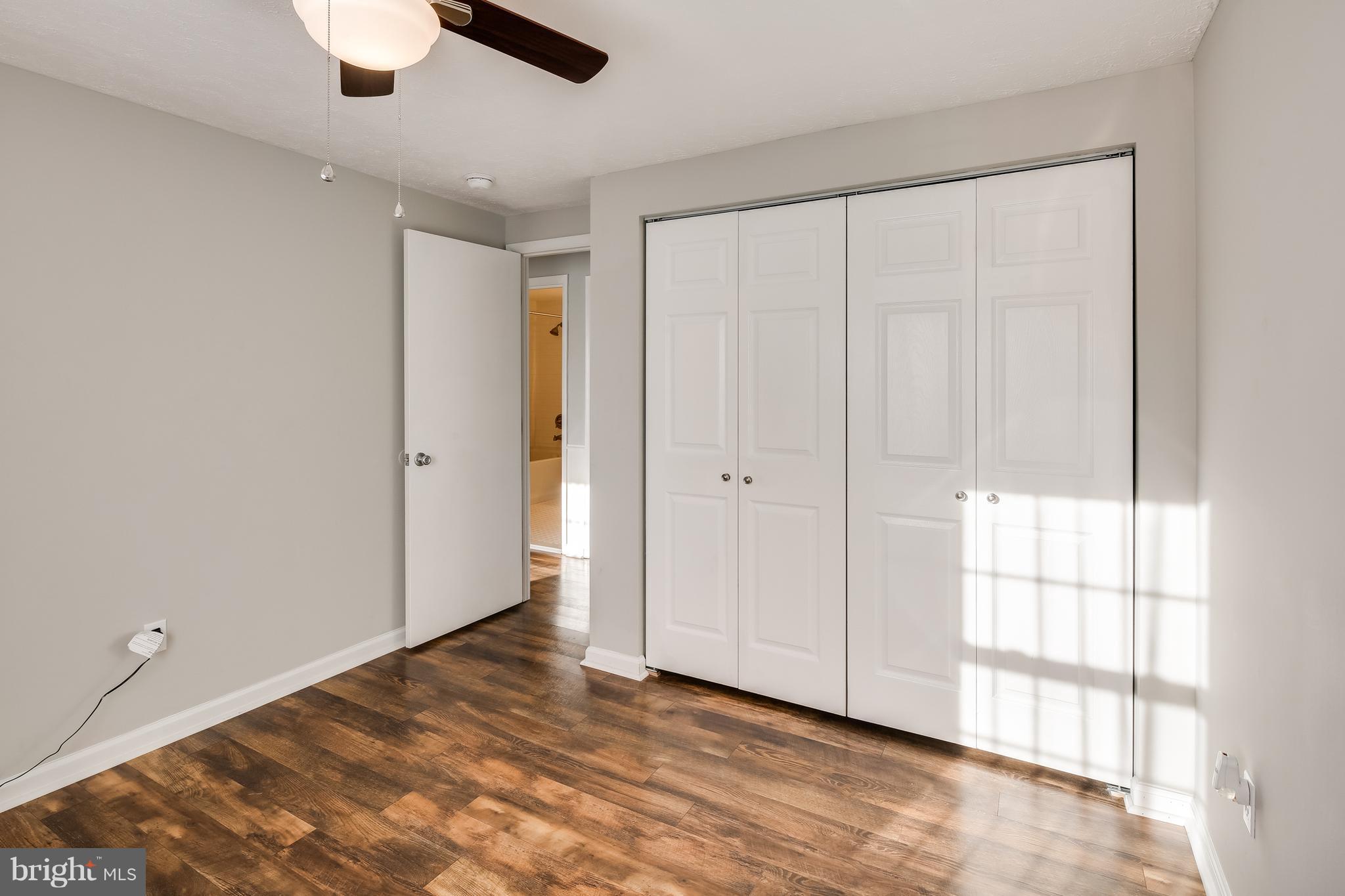 RIDGEFIELD - Residential