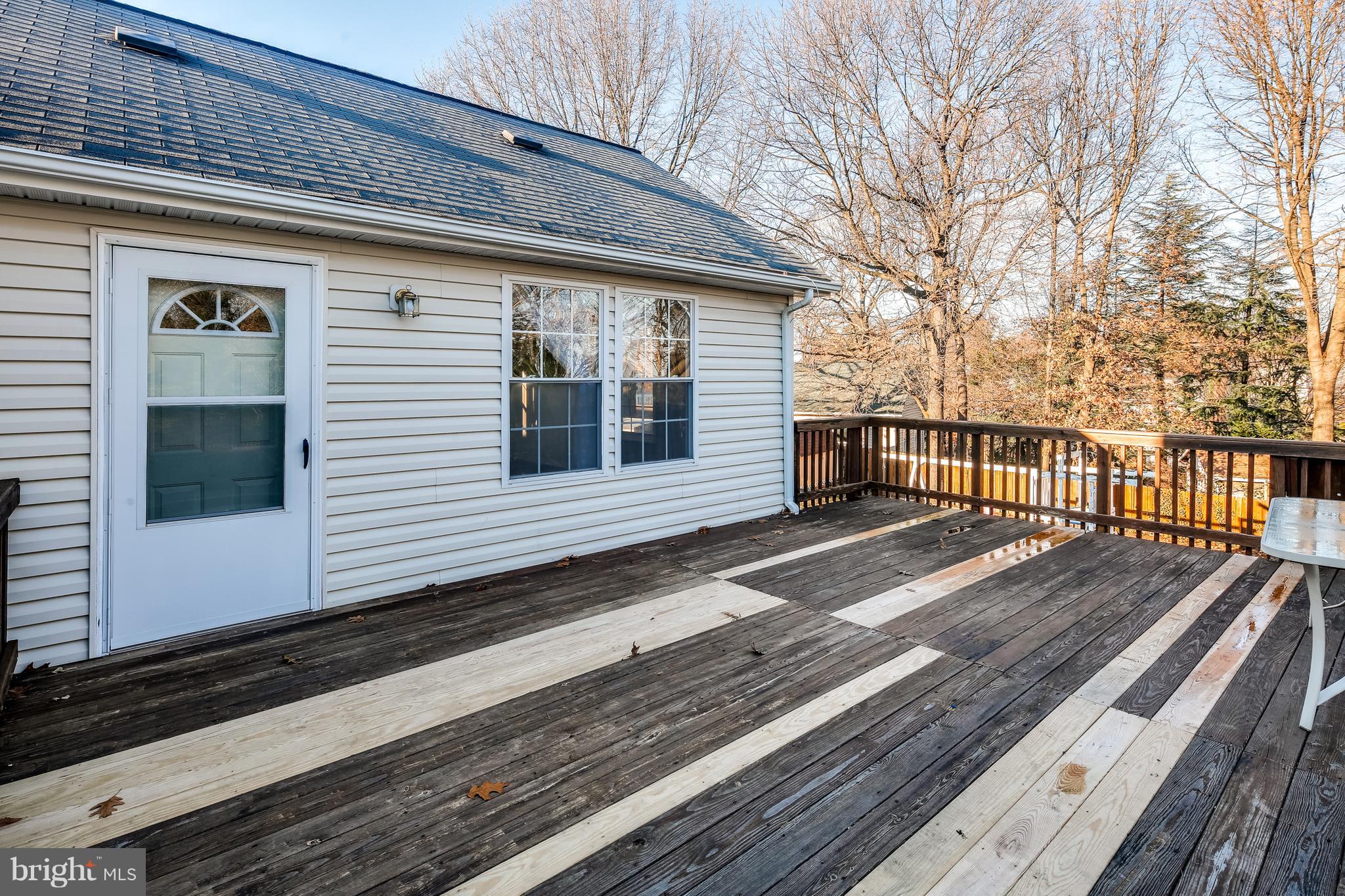 RIDGEFIELD - Residential