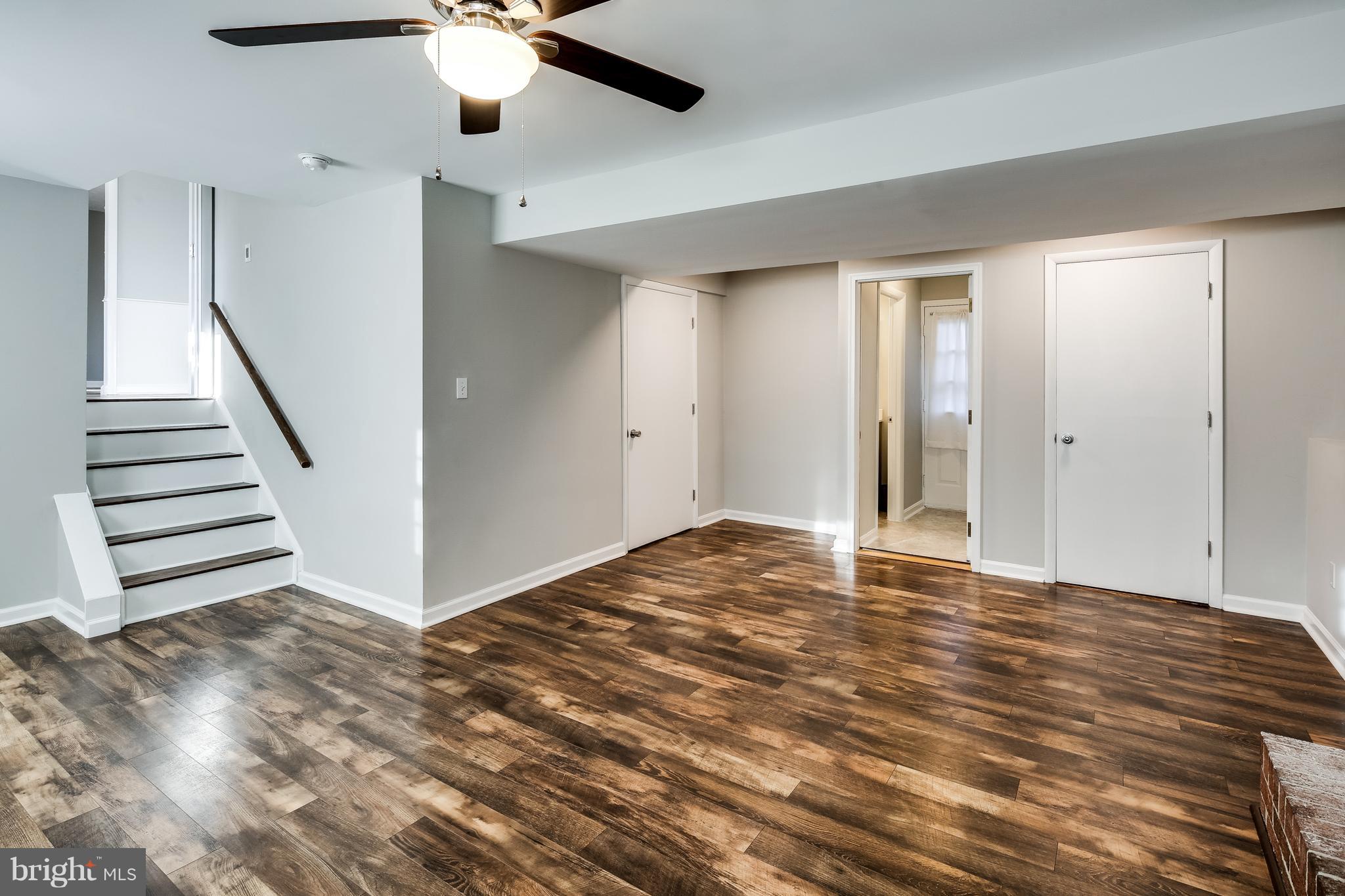 RIDGEFIELD - Residential