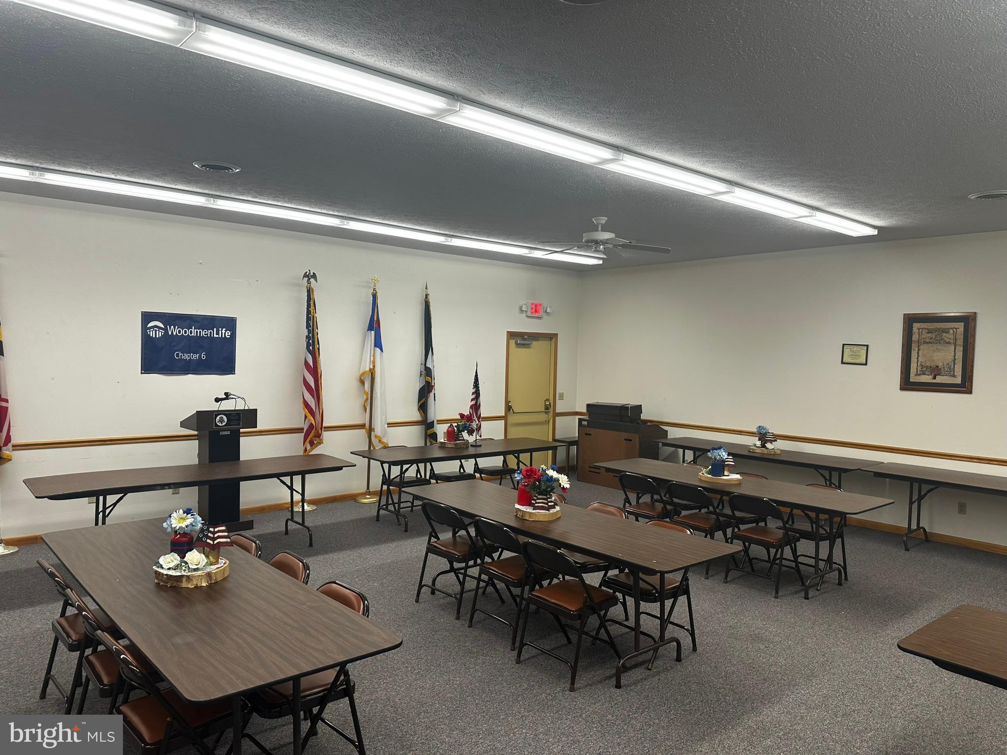 SOUTH END - Commercial Sale