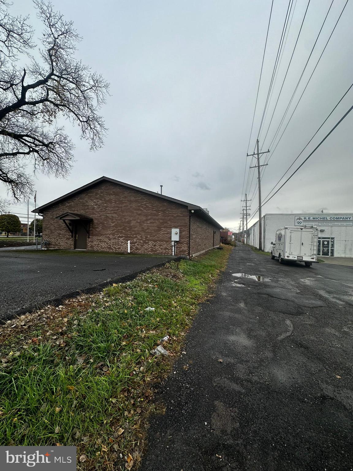 SOUTH END - Commercial Sale