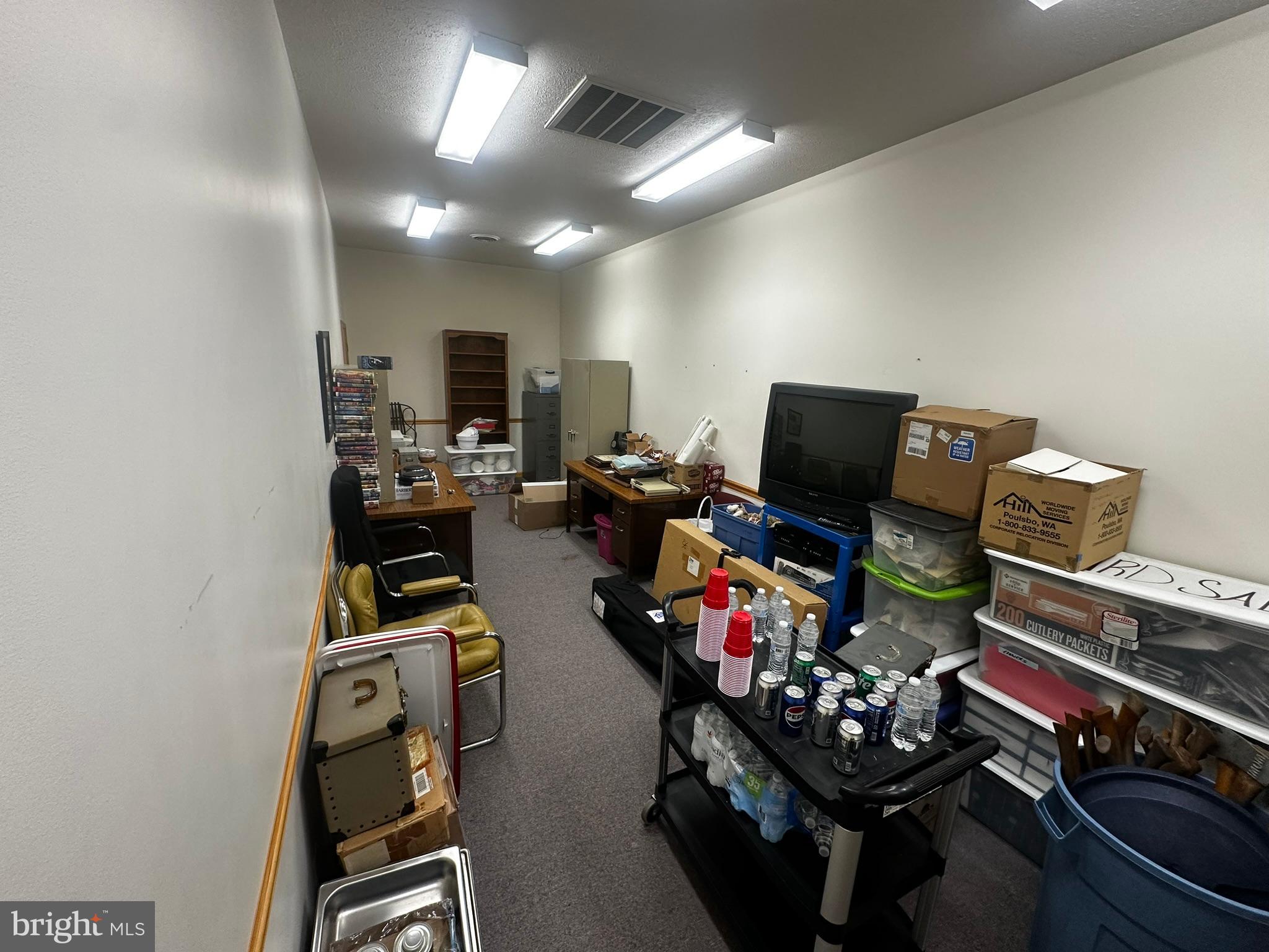 SOUTH END - Commercial Sale