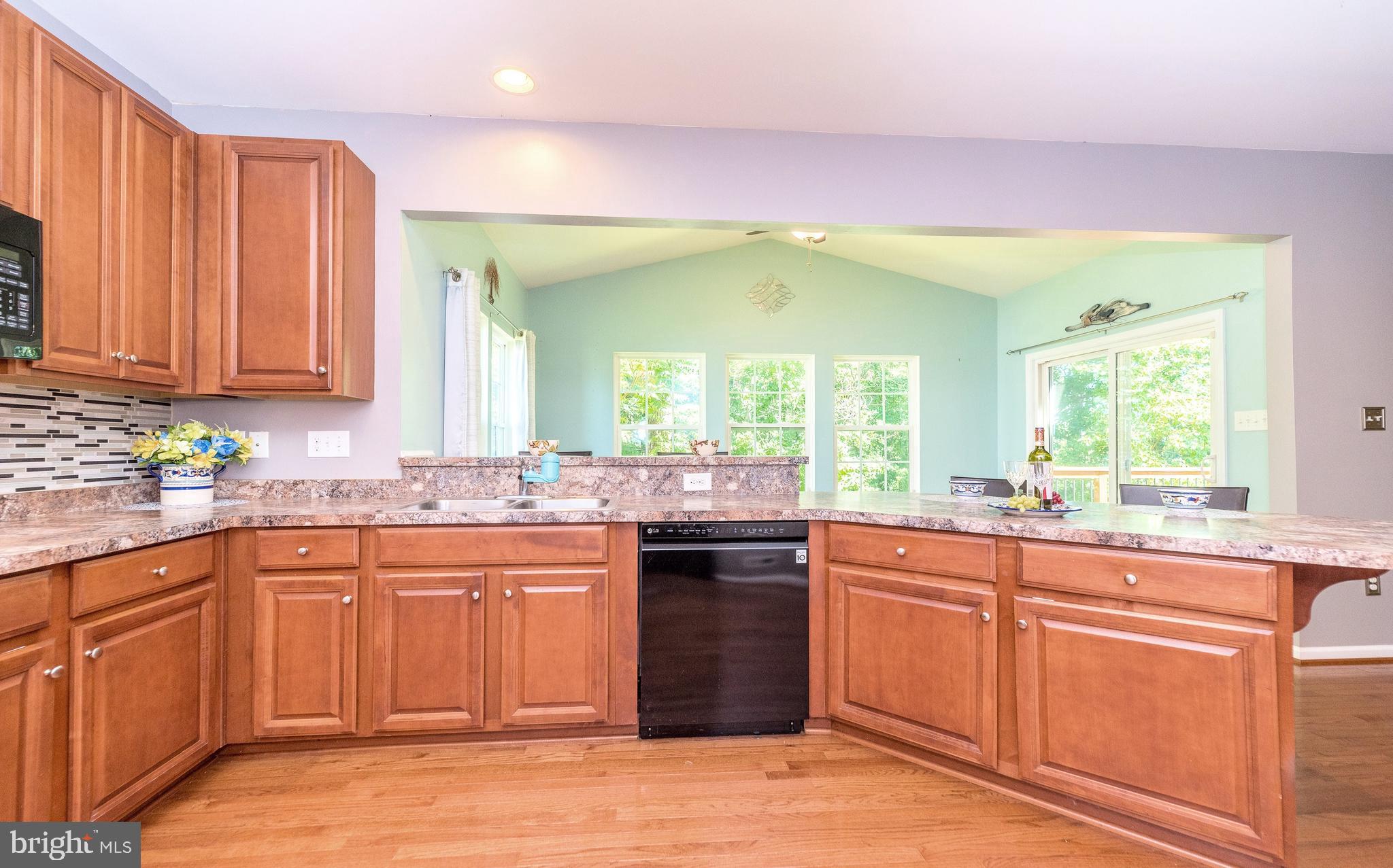 OAKCREST - Residential