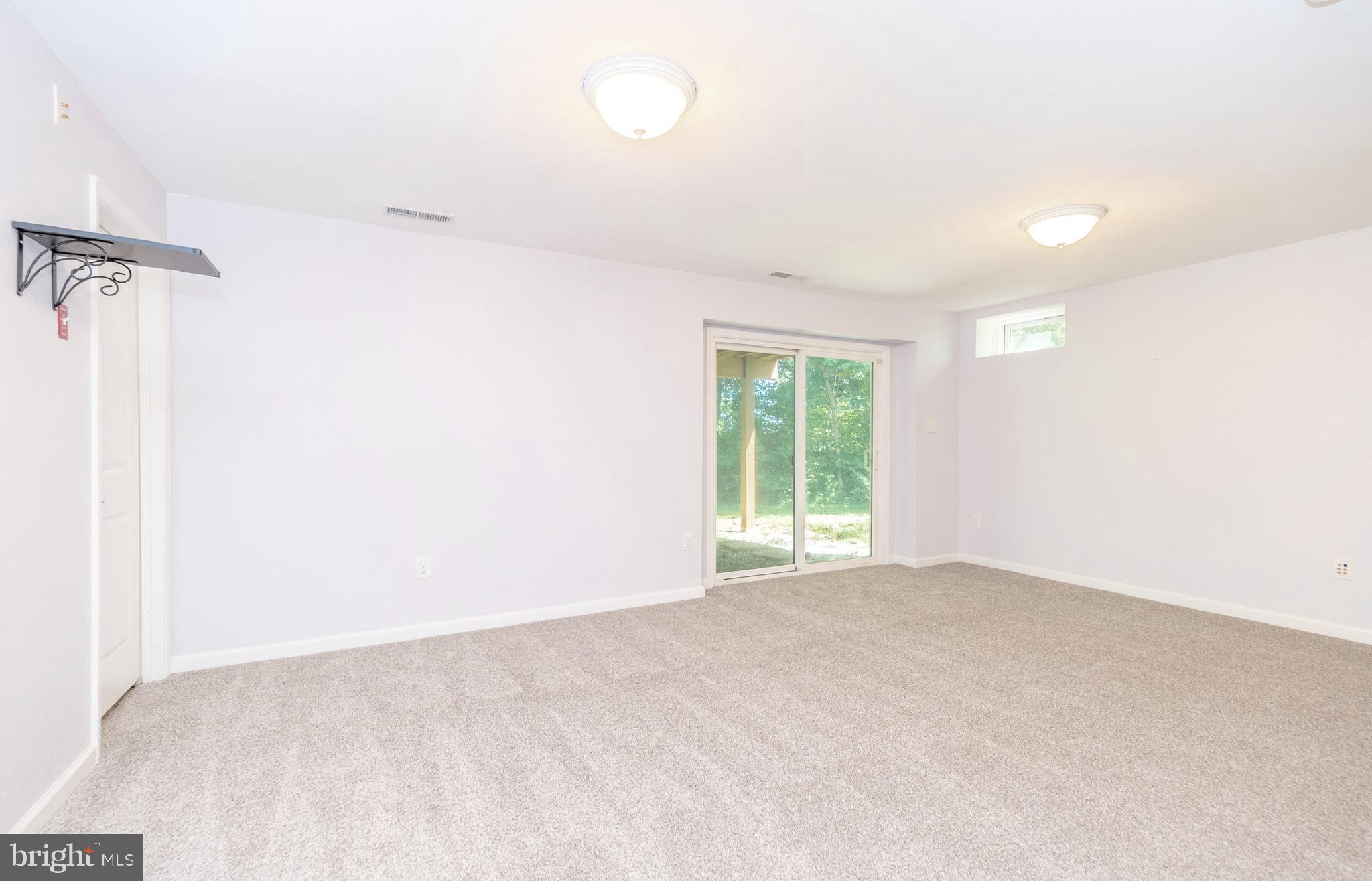 OAKCREST - Residential