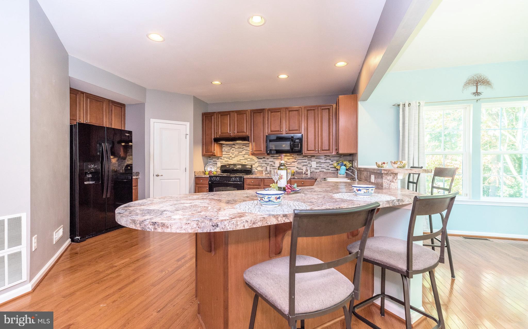 OAKCREST - Residential