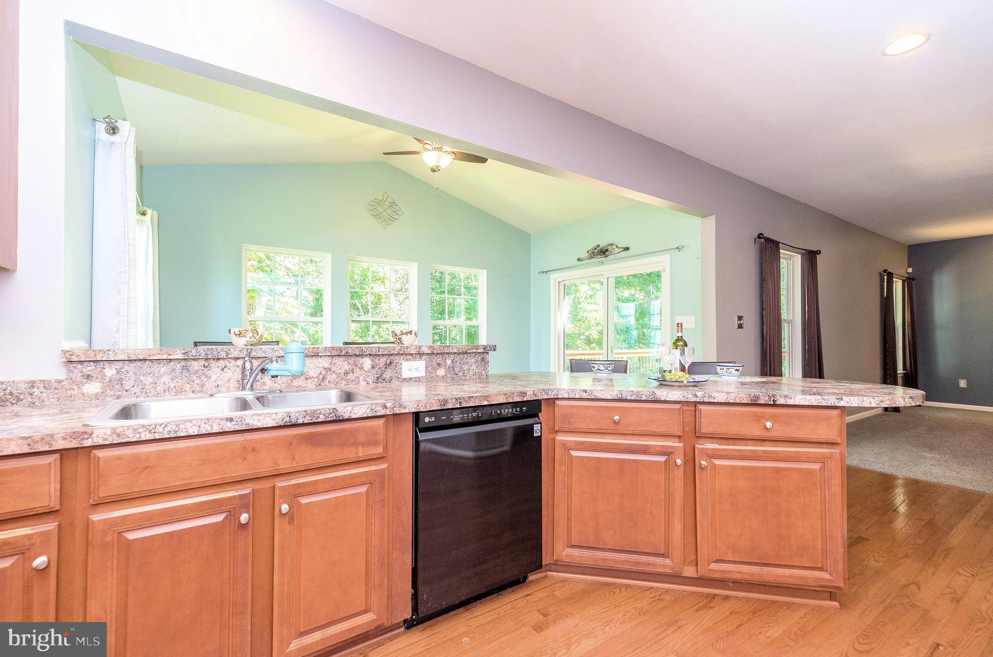 OAKCREST - Residential