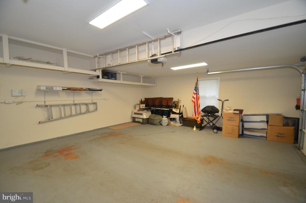 KINGSTOWNE - Residential Lease