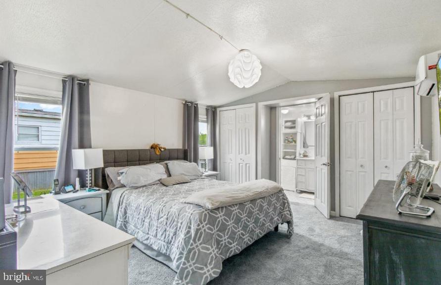 ELIZABETHTOWN - Residential