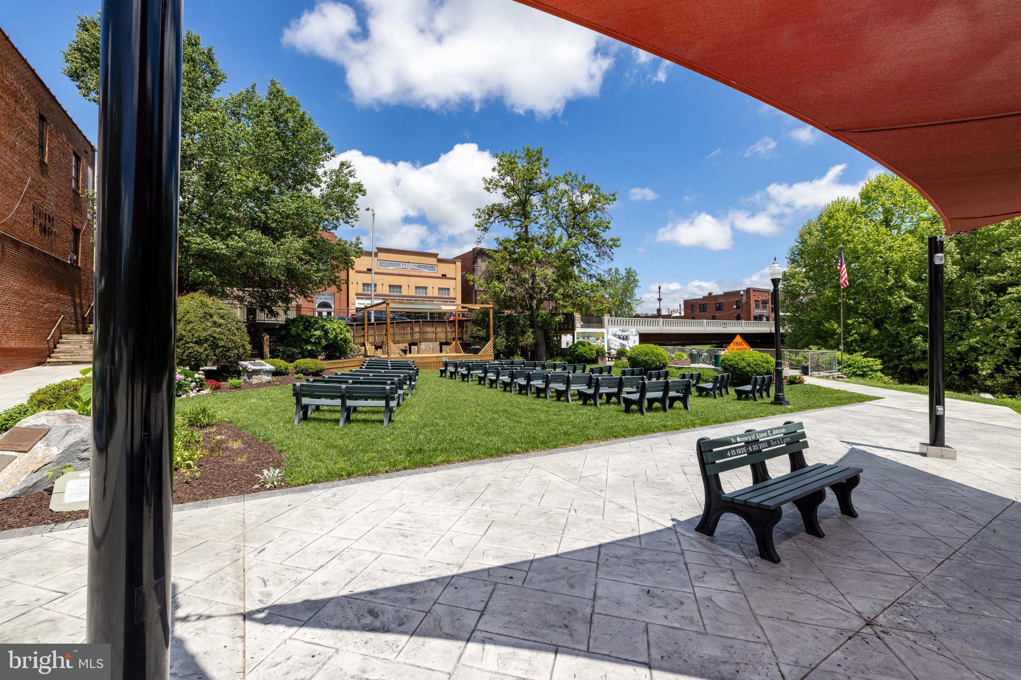 TOWN OF LURAY - Residential