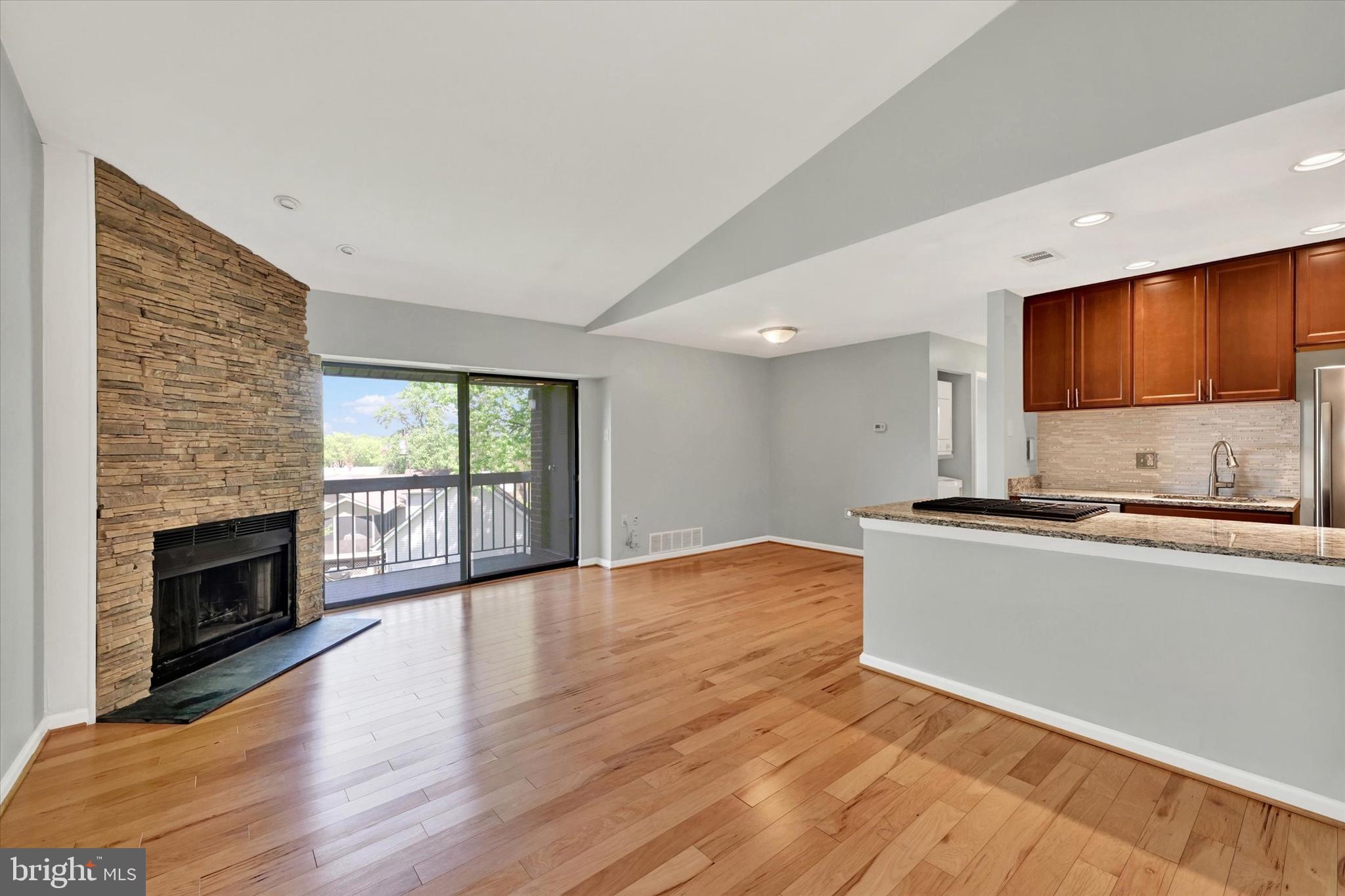 SUN VALLEY CONDOMINIUMS - Residential