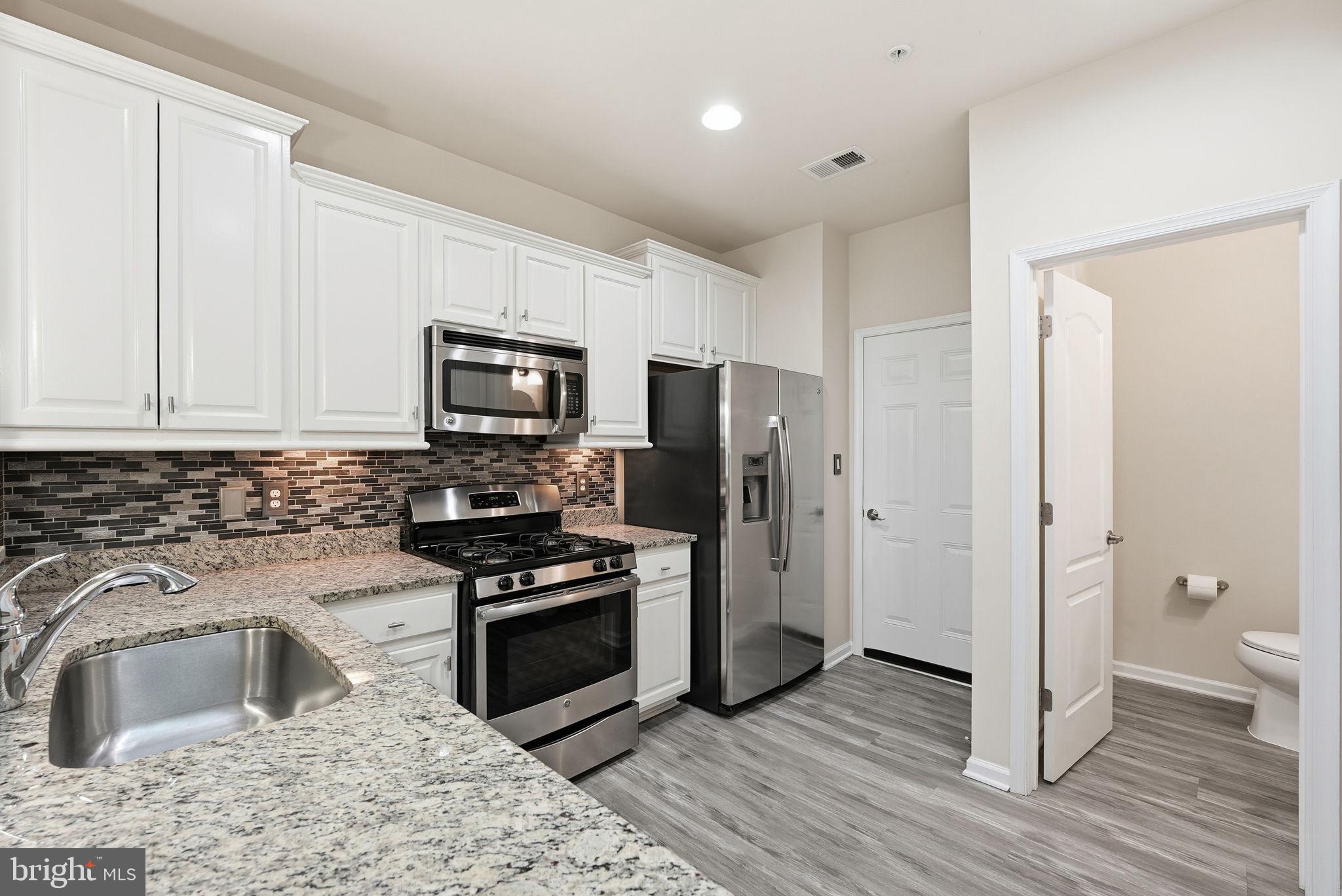 DANE RIDGE CONDO - Residential