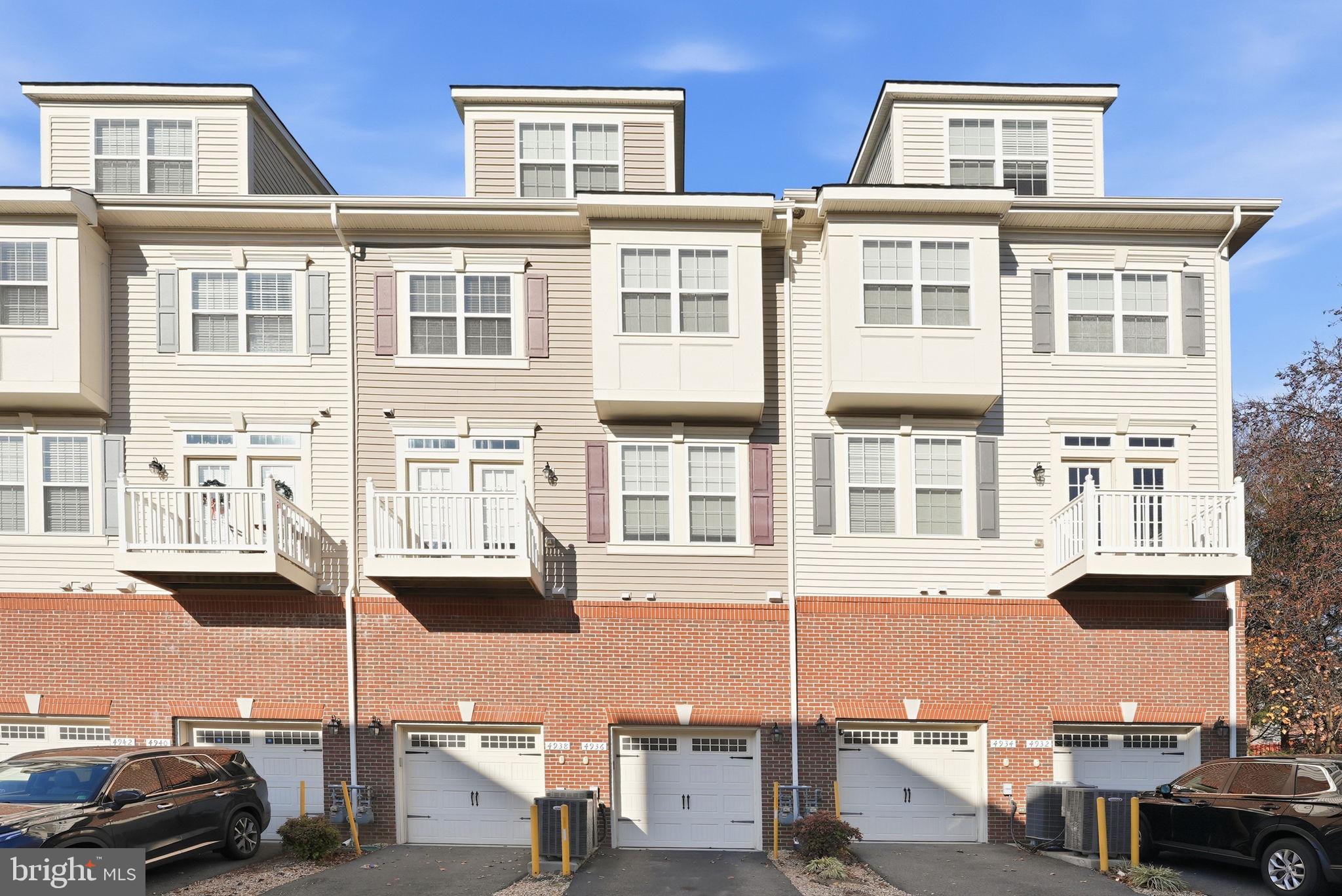 DANE RIDGE CONDO - Residential