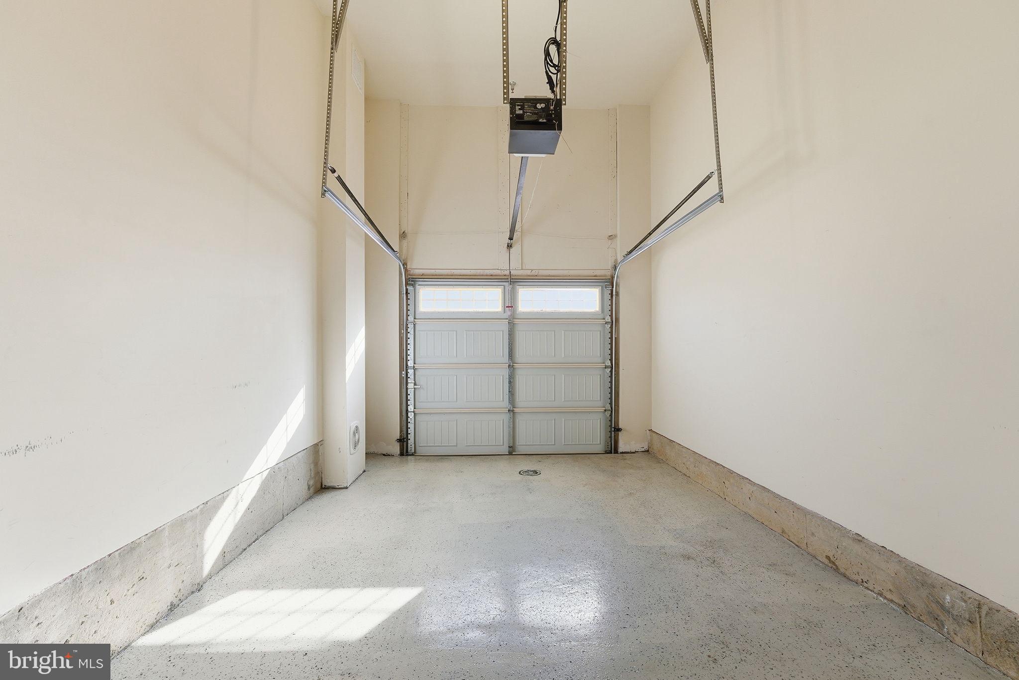 DANE RIDGE CONDO - Residential