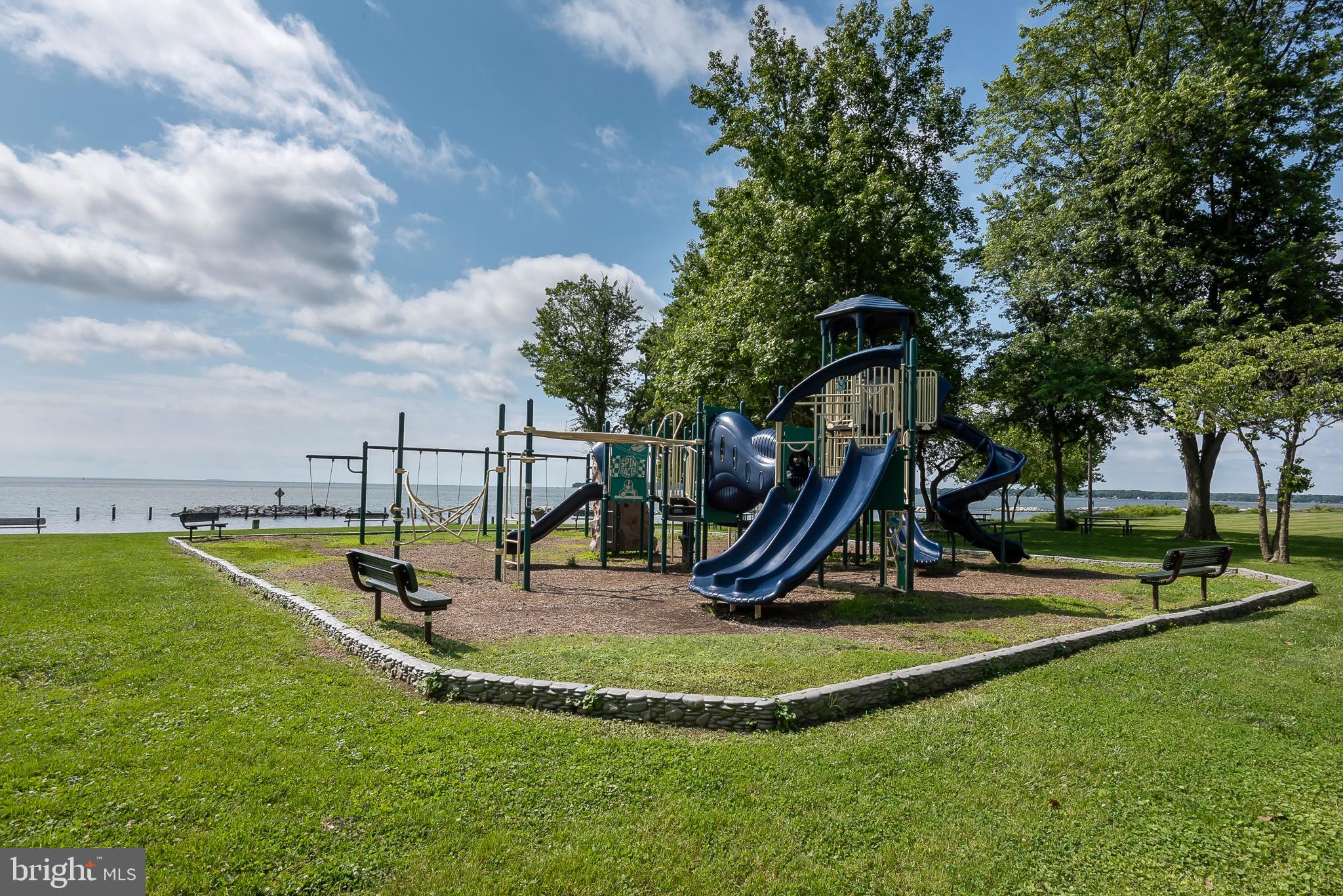 BEVERLEY BEACH - Residential