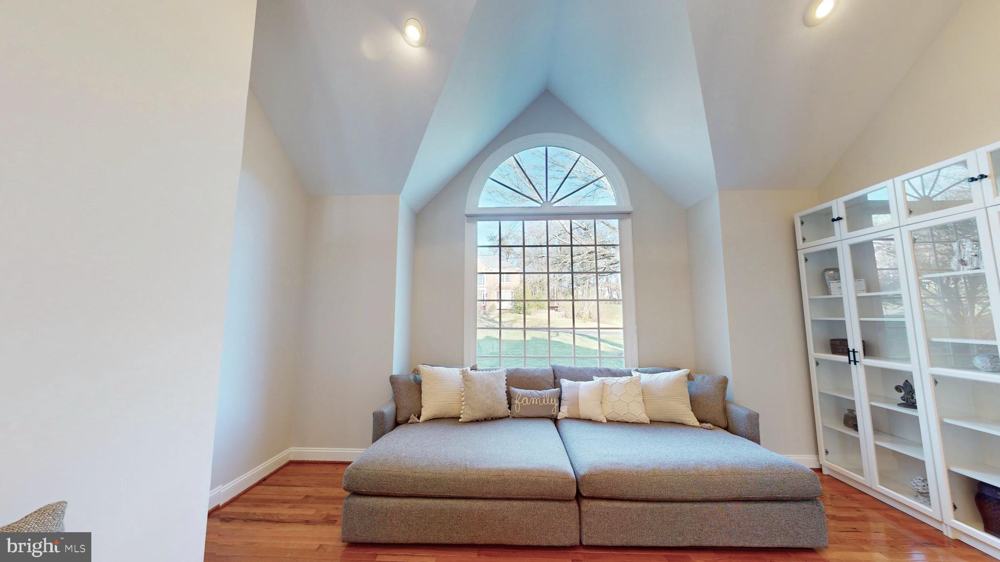 MIDDLETON - Residential