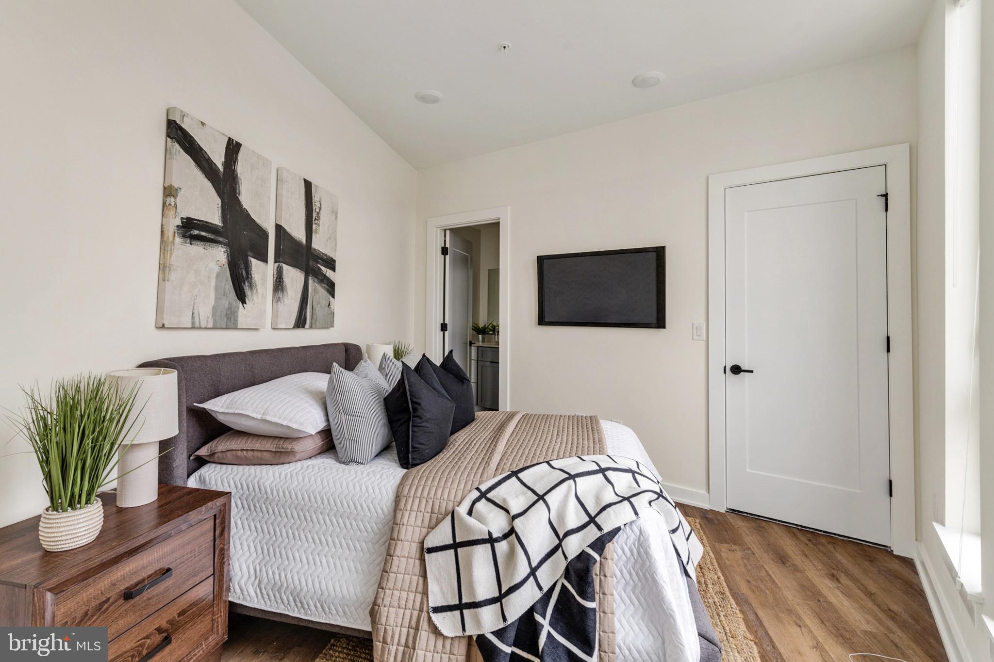 FISHTOWN - Residential Lease