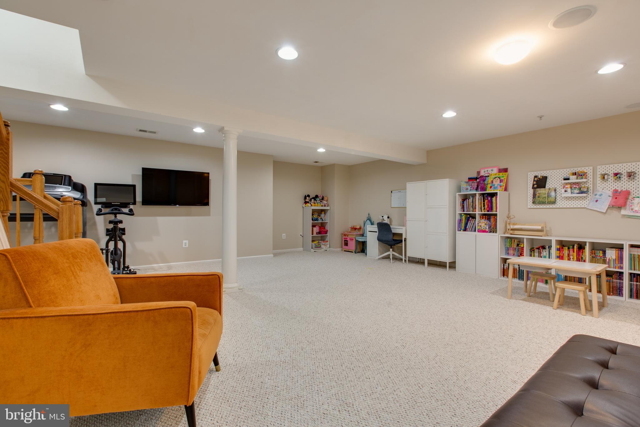 FIELDSTONE AT RIVER HILL - Residential Lease