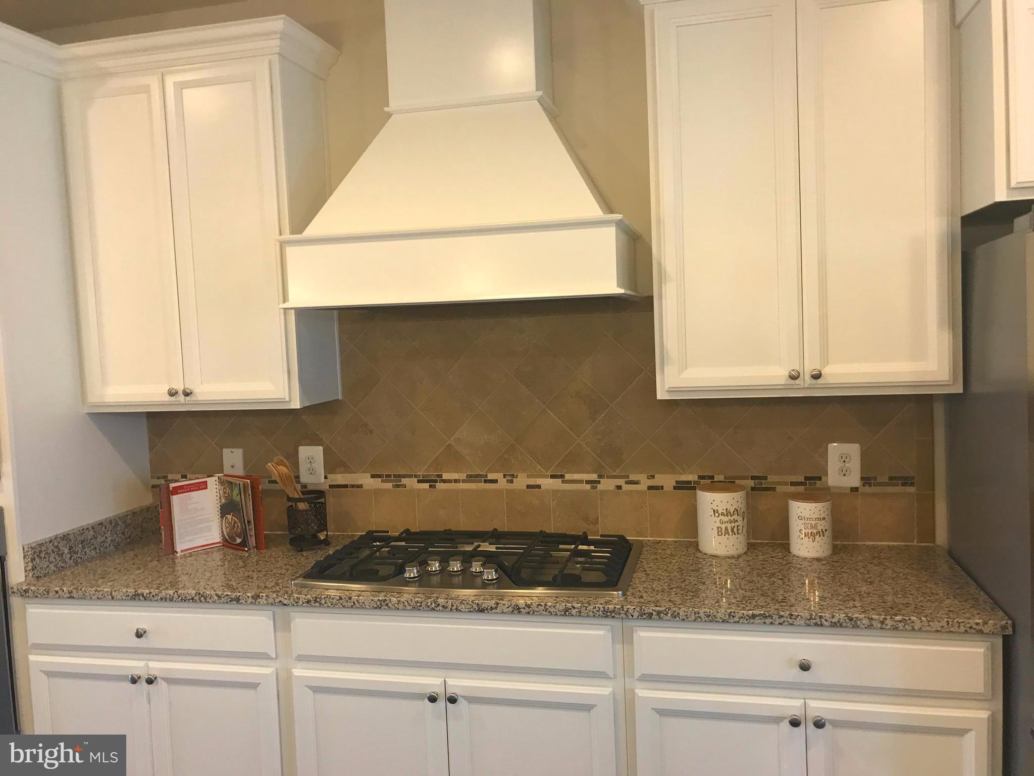 OXFORD SQUARE - Residential