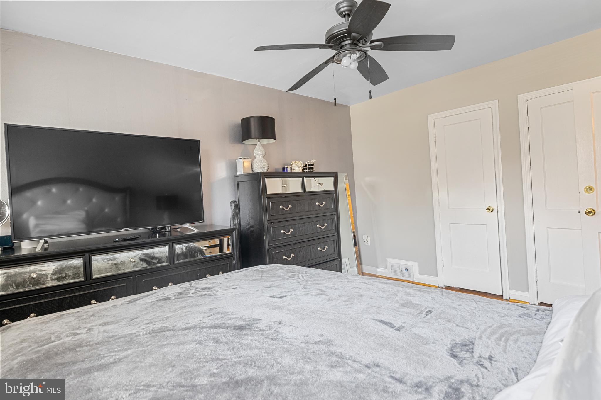 RAMBLEWOOD - Residential