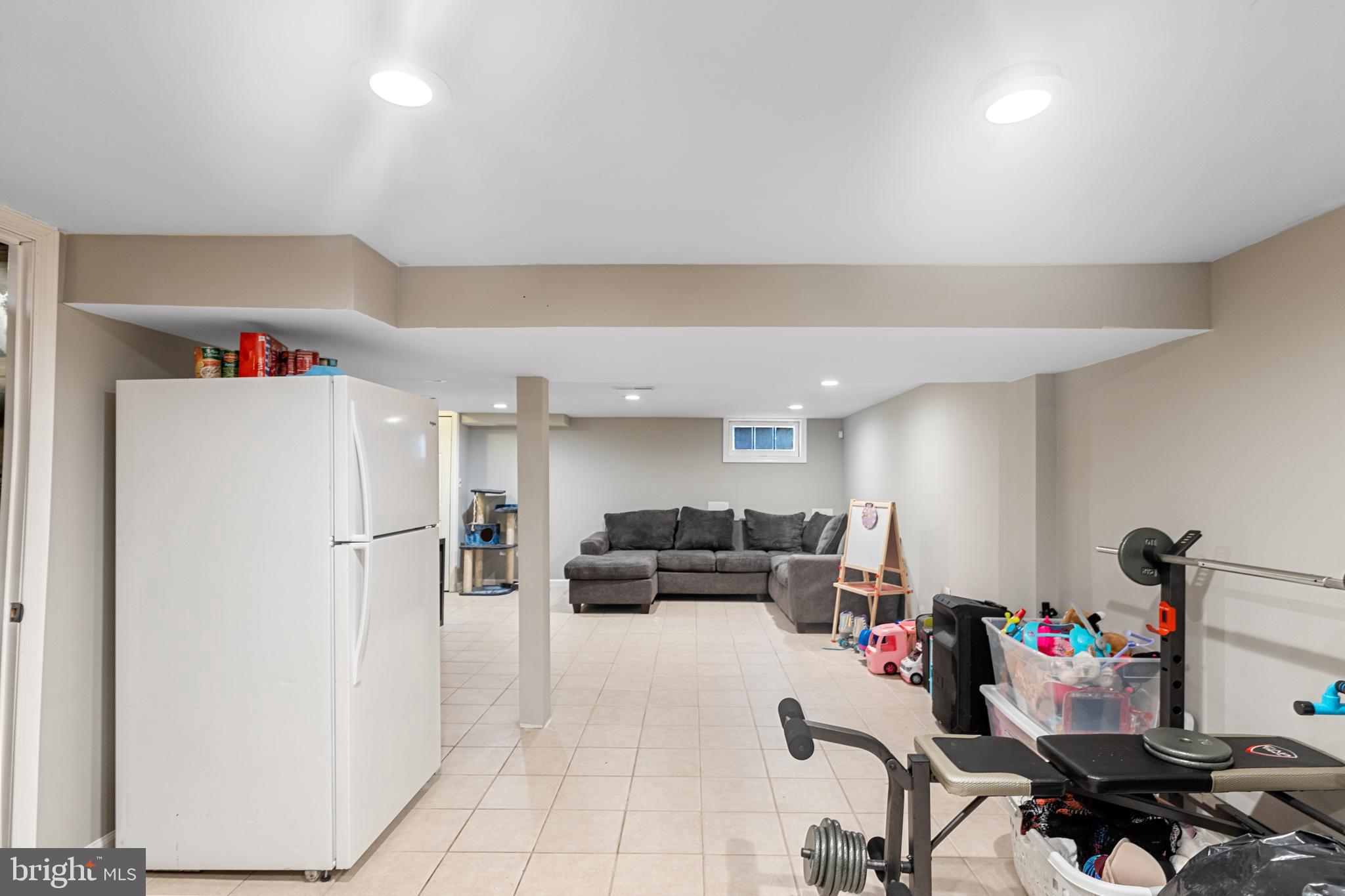 RAMBLEWOOD - Residential