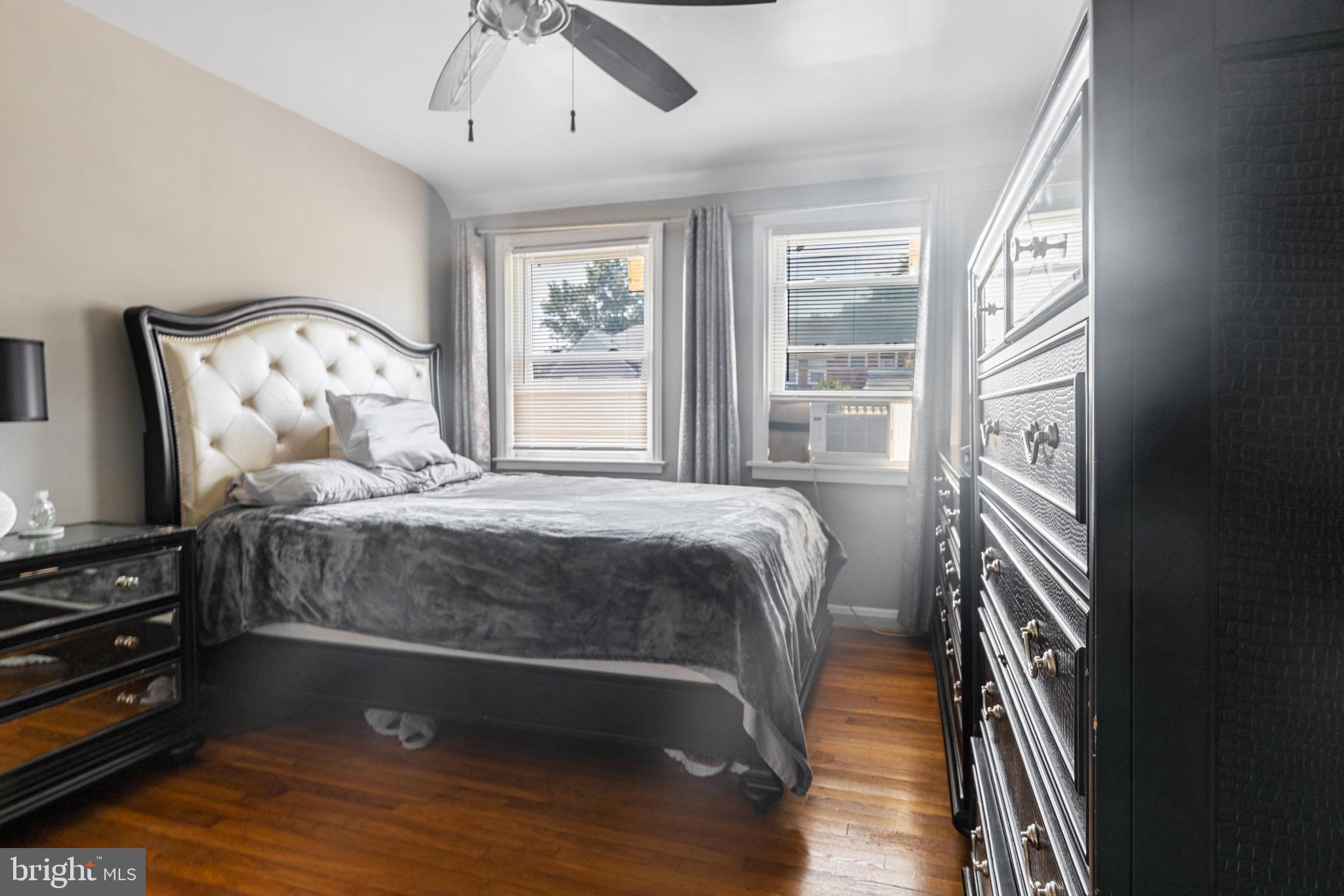 RAMBLEWOOD - Residential