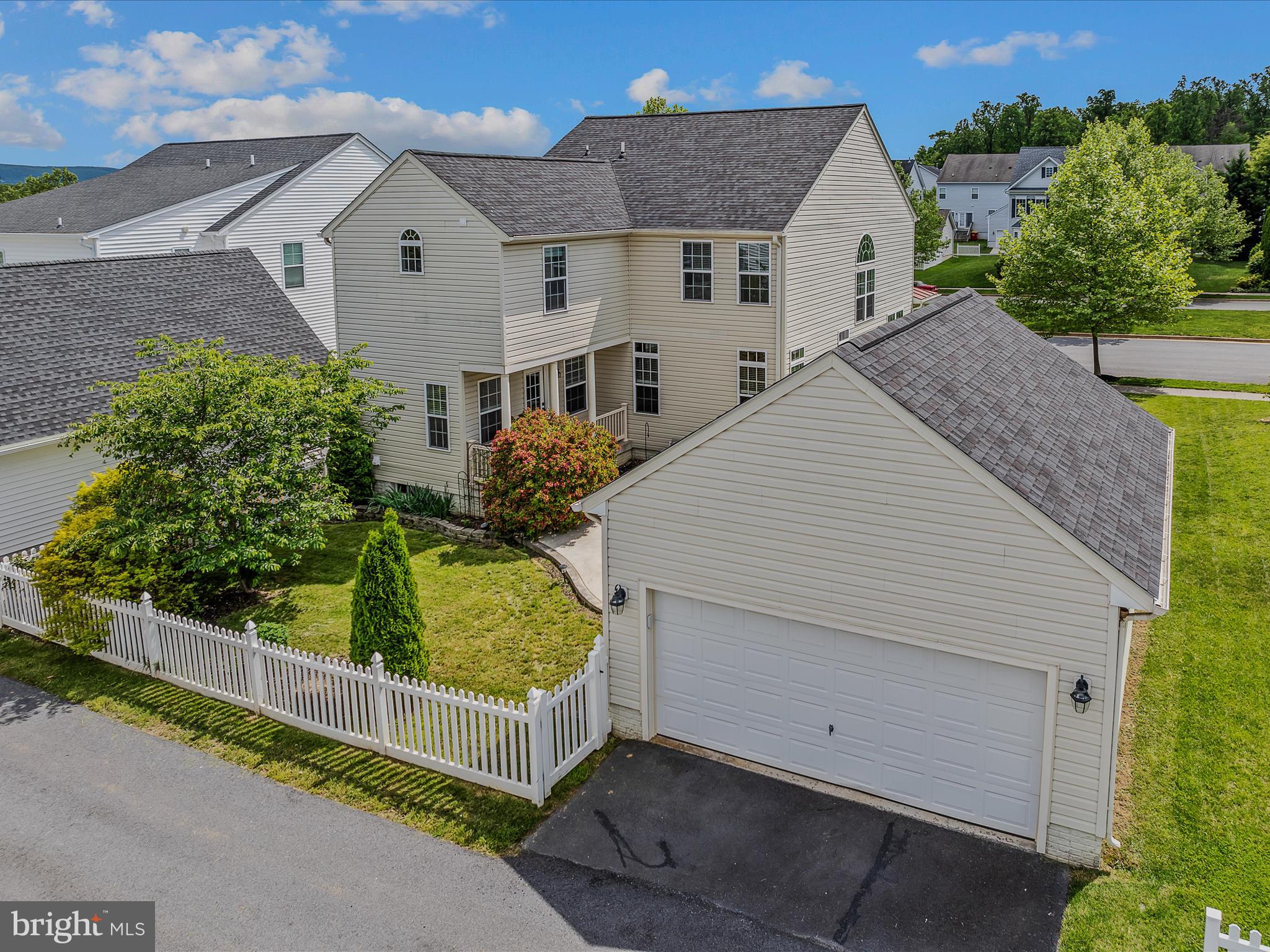 HUNTFIELD - Residential