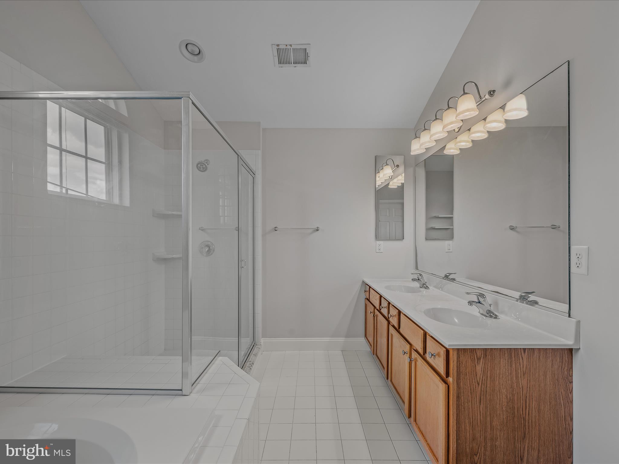 HUNTFIELD - Residential