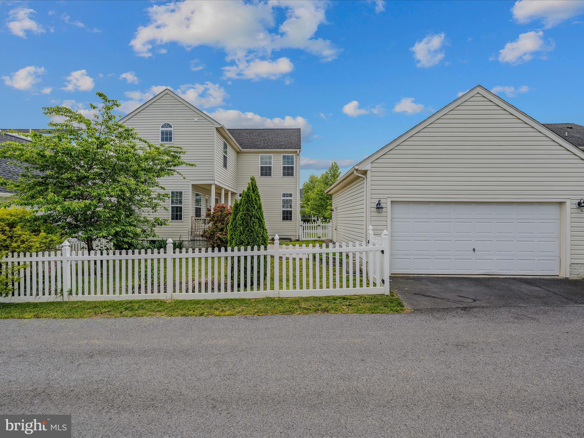 HUNTFIELD - Residential