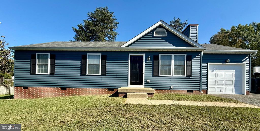 Photo of 11516 Woodland View Drive, FREDERICKSBURG, VA 22407 (MLS # VASP2036806)