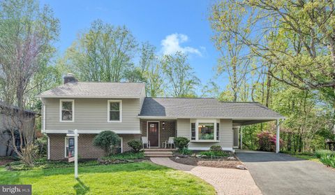 9422 TALISMAN DRIVE VIENNA VA 22182