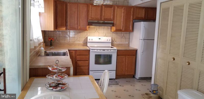 POINTER RIDGE AT COLLINGTON - Residential