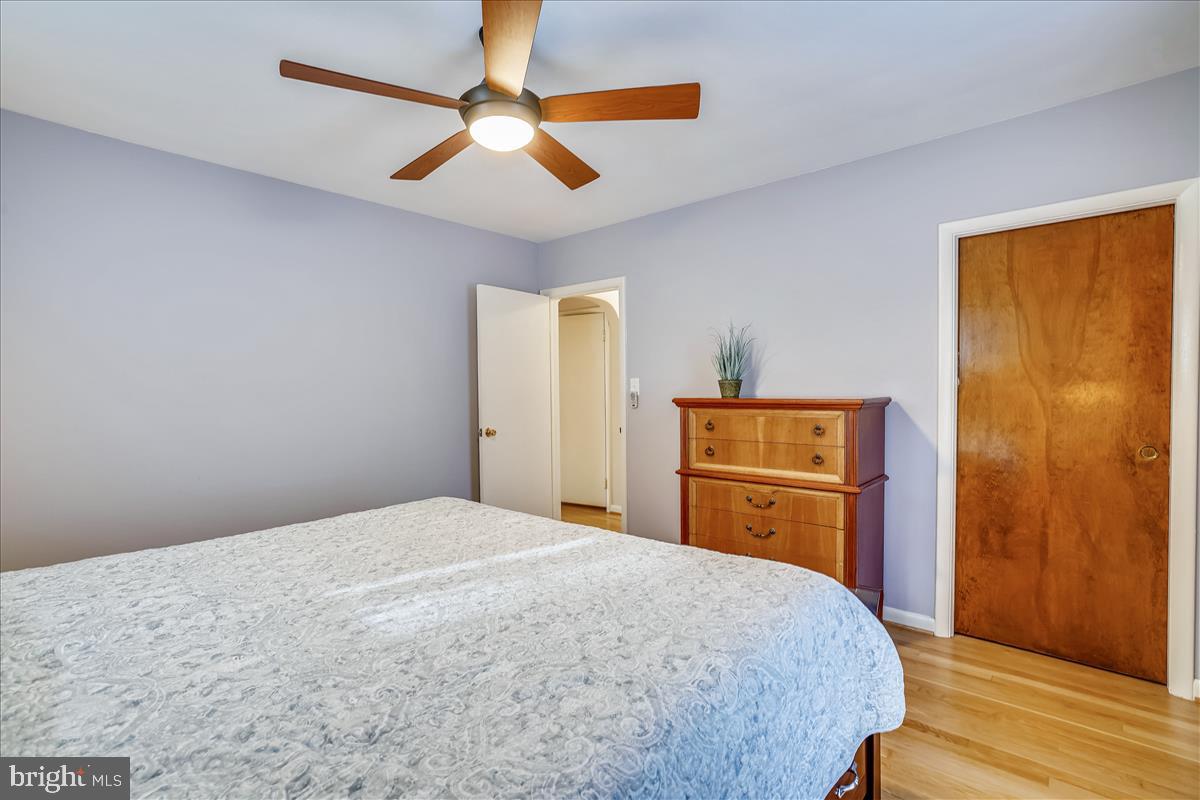 TEN HILLS - Residential