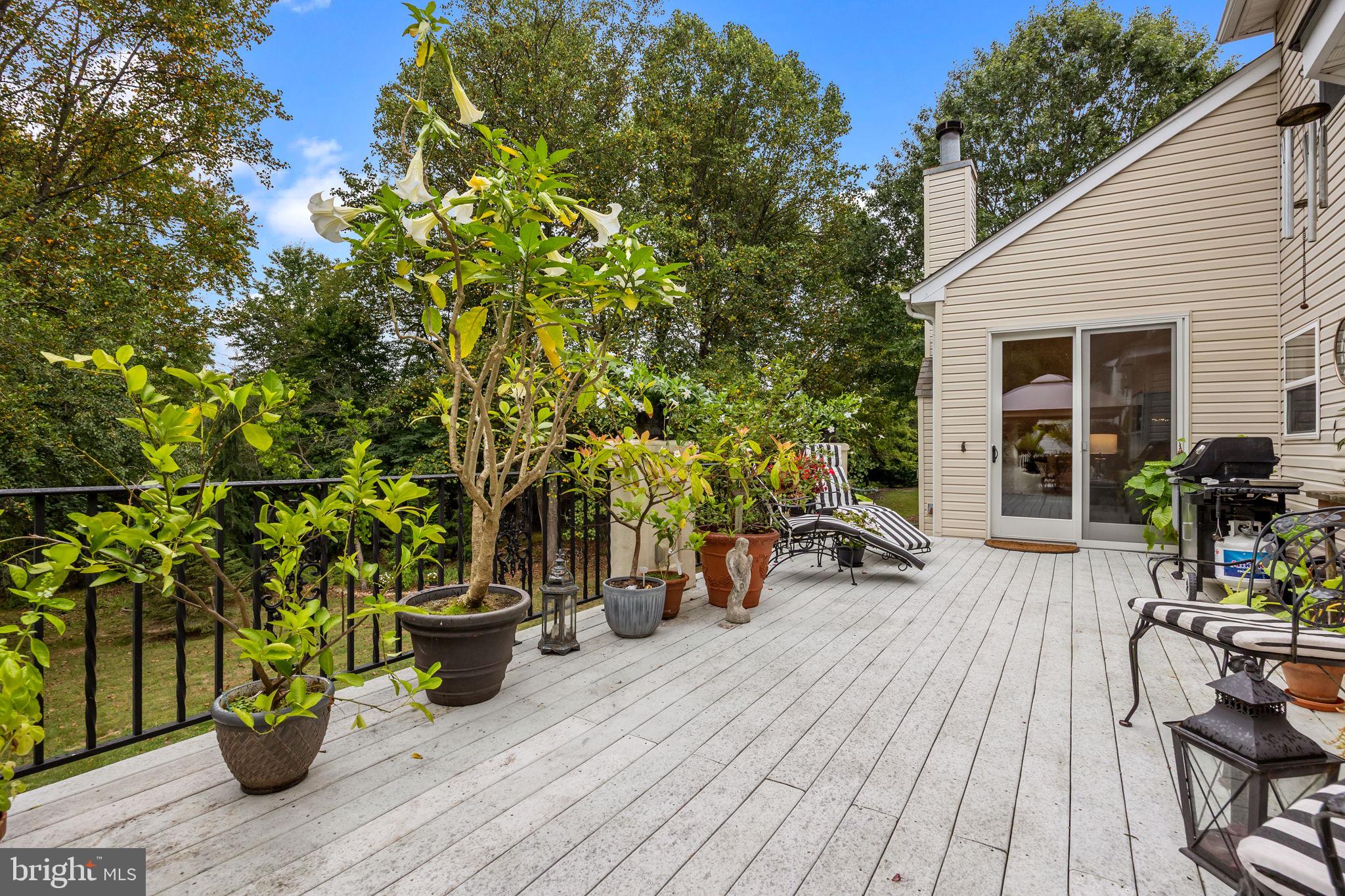 PEAKE FARM - Residential