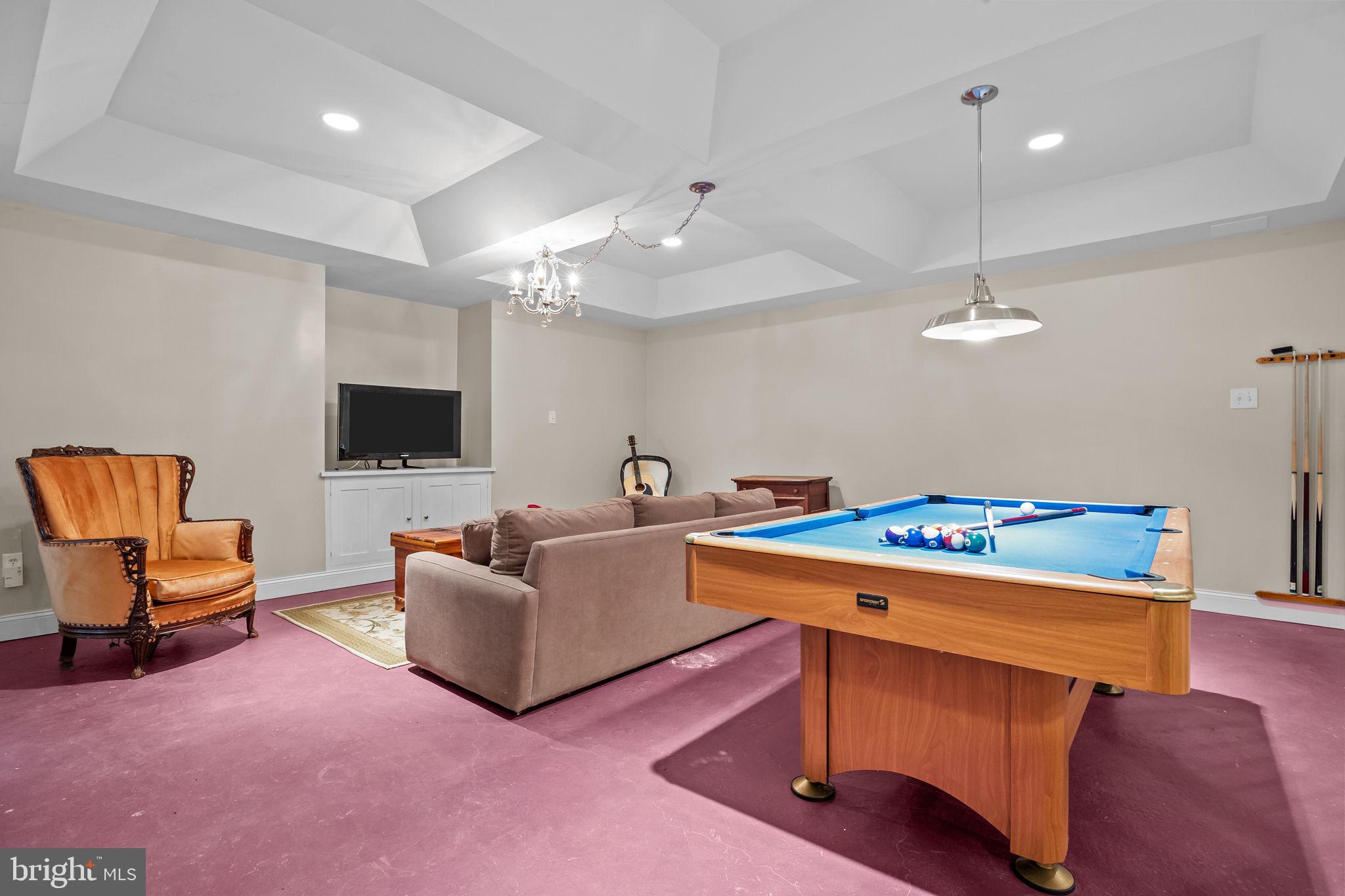 PEAKE FARM - Residential