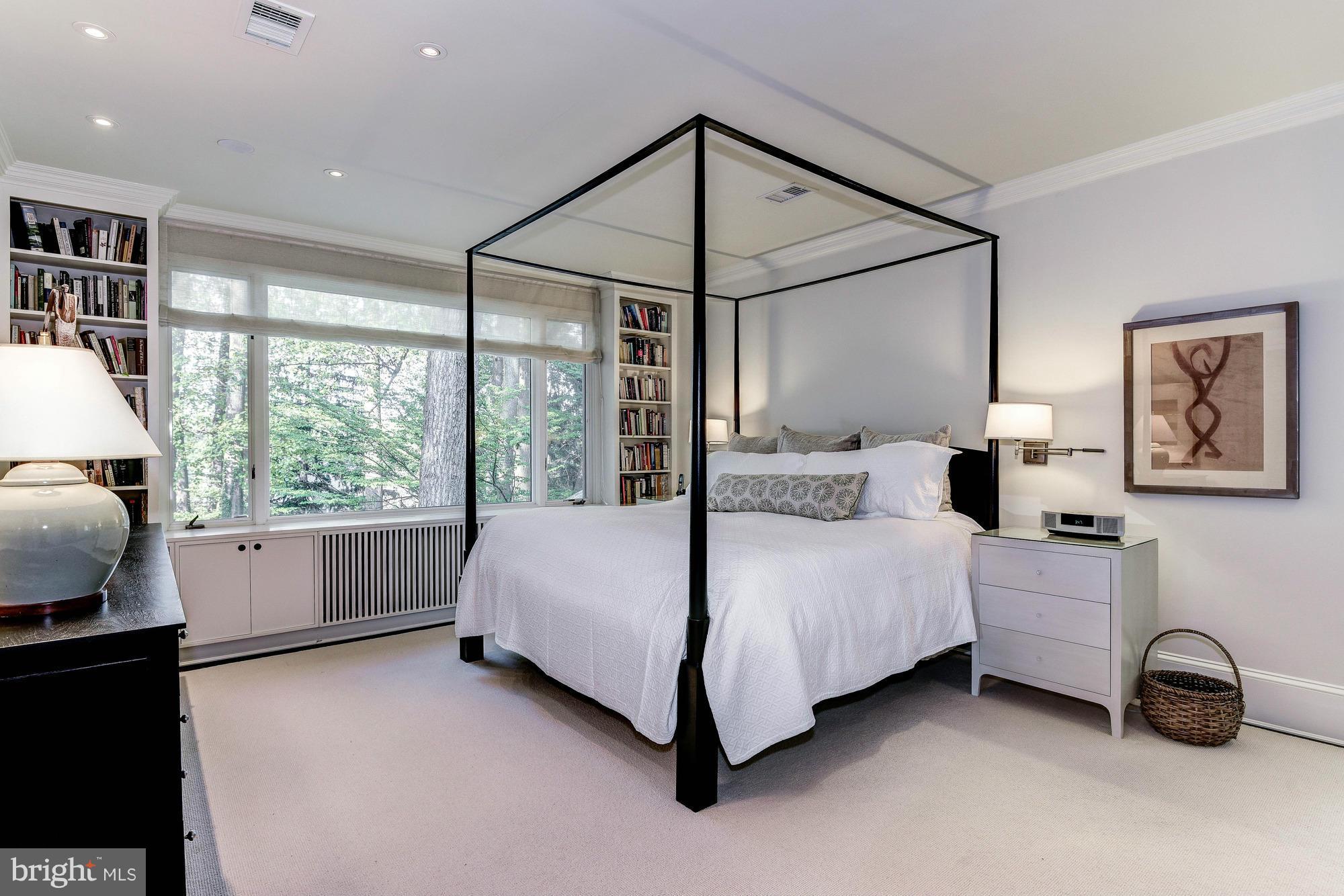 CHEVY CHASE PARK - Residential