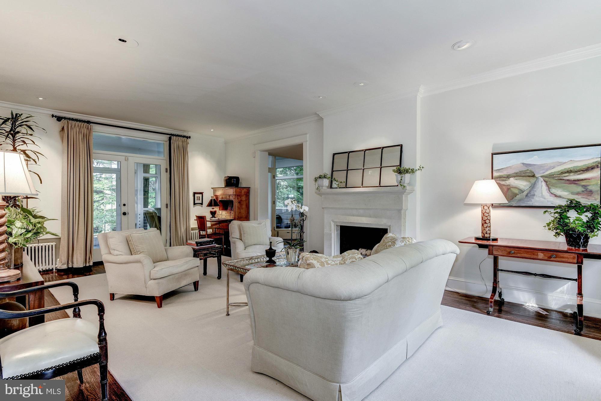 CHEVY CHASE PARK - Residential