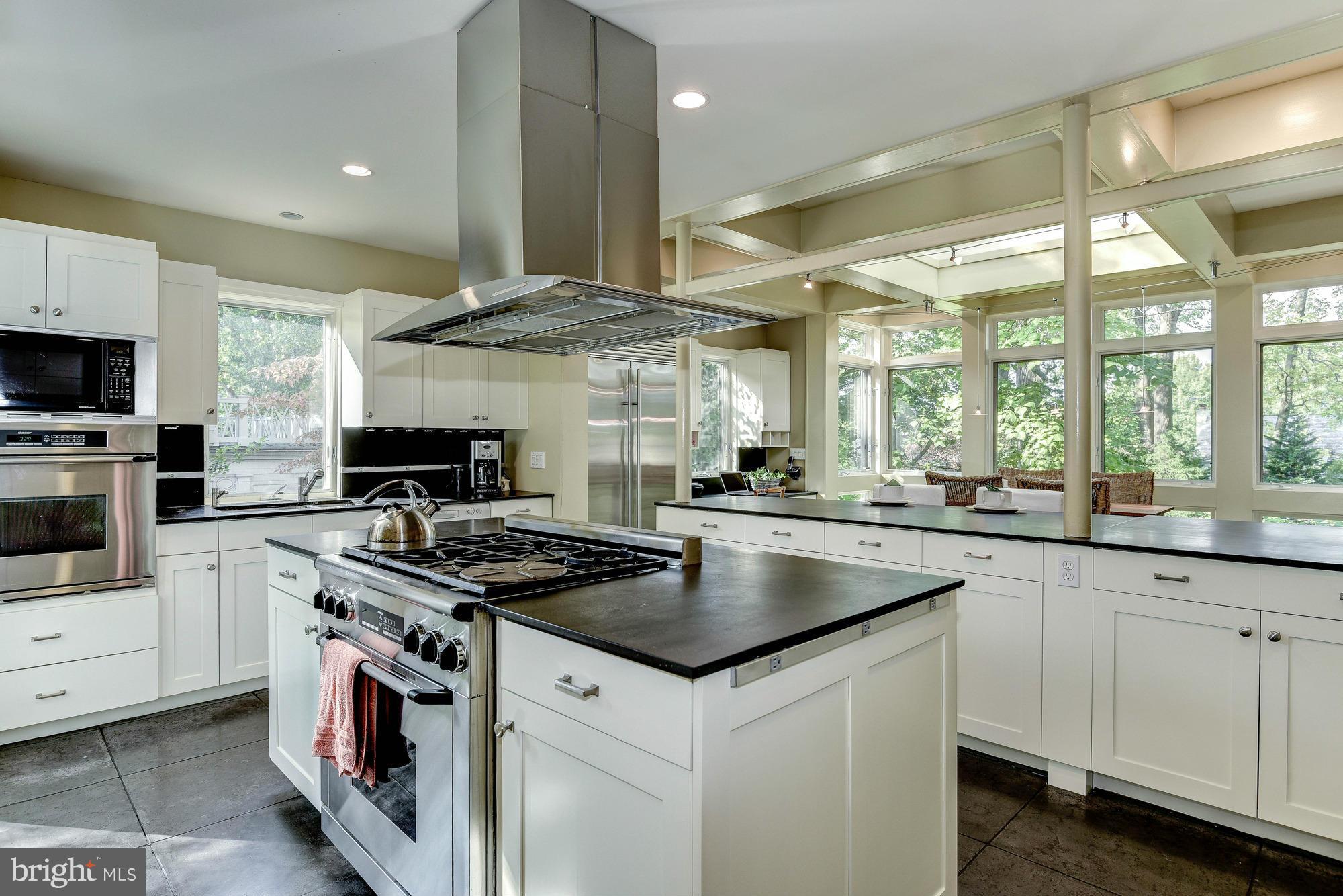 CHEVY CHASE PARK - Residential