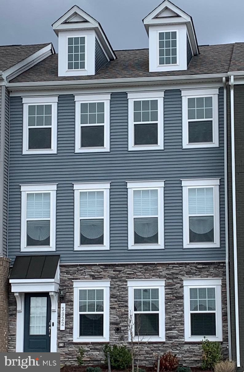 SMITH HOME FARM - Residential Lease