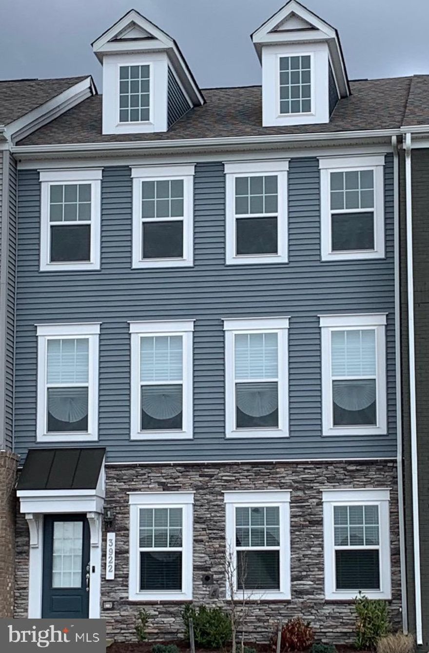 Luxury townhome located in Parkside at Westphalia, Upper Marlboro's most prestigious community.  When built in 2019 the kitchen and floors were upgraded from the standard options.  The first floor can be used as a recreation room or an office and includes a half bath. The large gourmet kitchen on the second floor is a dream for those that like to cook and has plenty of space in the eat-in dining area. Next to the kitchen is the beautiful family room with a powder room that completes this open floor plan. The master bedroom and bathroom are on the third floor with 2 other large bedrooms and a hall bathroom.  Minutes to Washington DC, the National Harbor, Joint Base Andrews and Alexandria, VA. The hub of Parkside is the Village Center where you’ll find the Parkside Spa and Clubhouse, including a sports lounge, game and theater rooms, along with multiple pools. All this adjacent to open recreation parks, which will feature an outdoor amphitheater, 
tennis facilities, tot lots, picnic areas, pavilions, and more (currently in phase 1 of construction). Monthly rent also includes HOA fee which provides access to community amenities. Act quickly before this rental is gone! 
Required credit score of 690 and $9,300.00/month income.  Any questions and to receive the link to apply, please contact the listing agent, Cathy Stottlemyer.