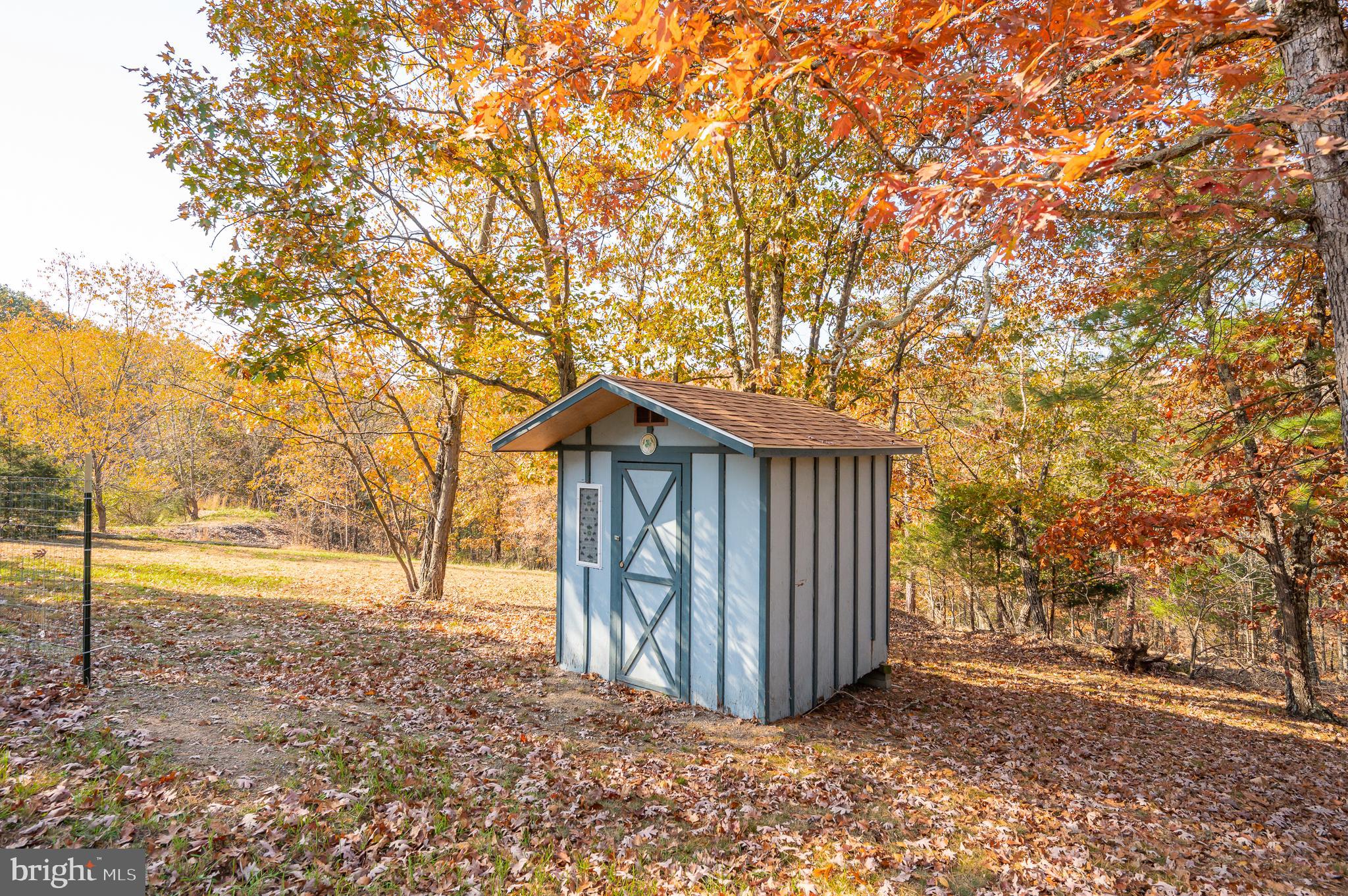 MONTEVALLO HILLS - Residential