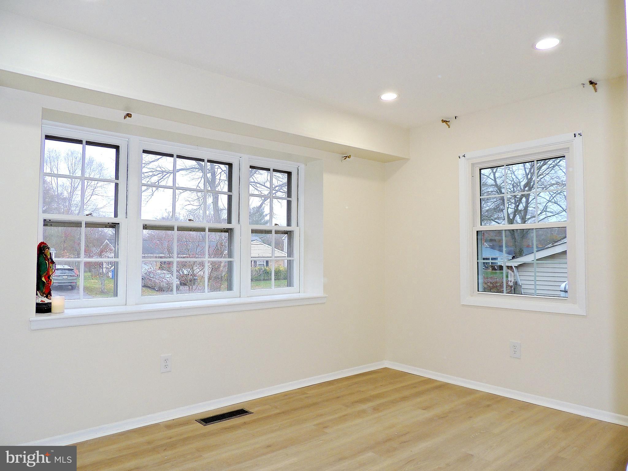 MEADOWBROOK - Residential Lease