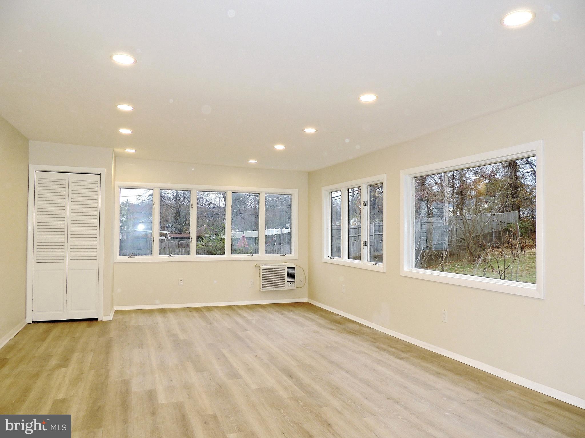 MEADOWBROOK - Residential Lease